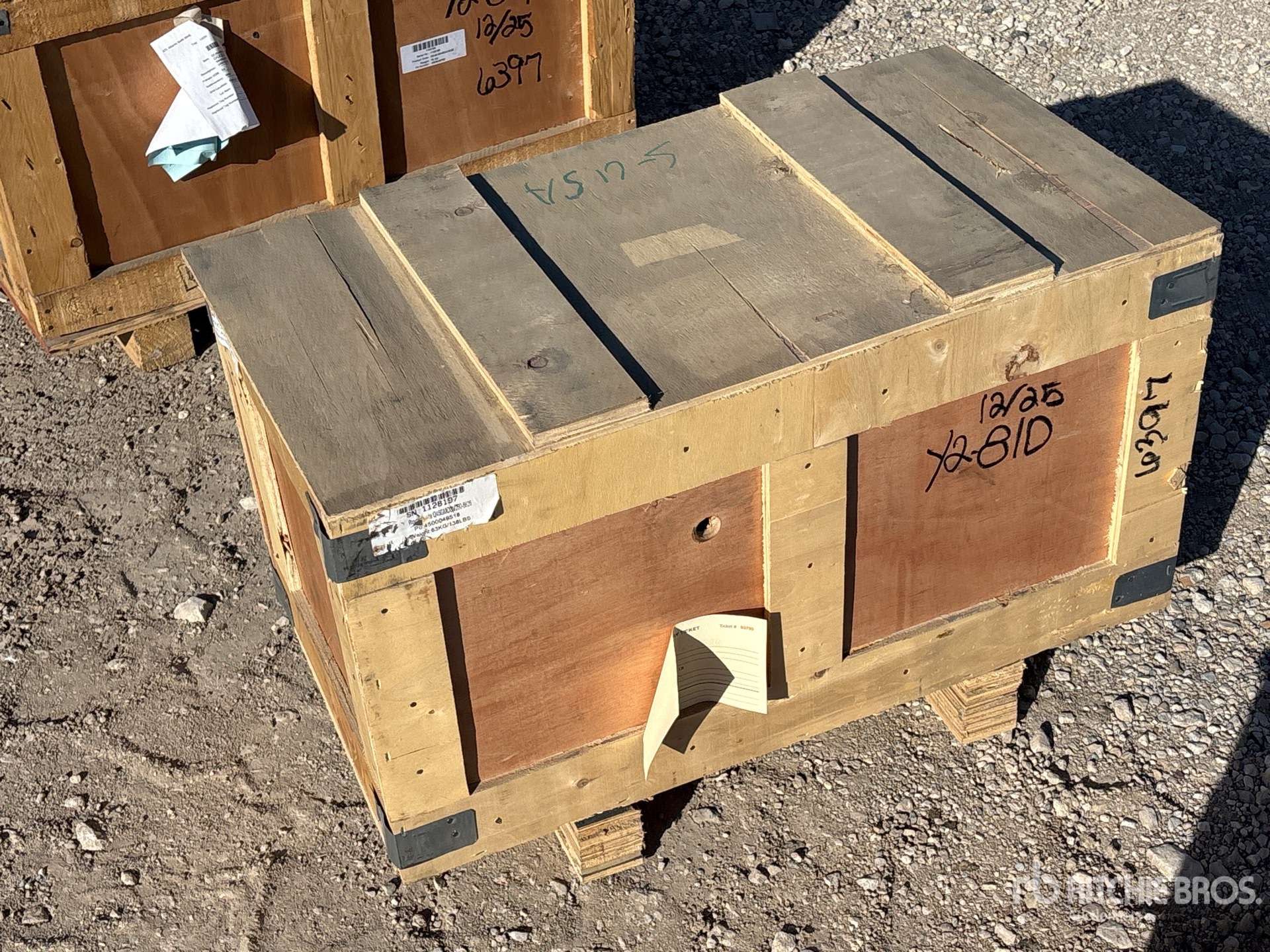 General Appearance with Foto, angolo anteriore destro