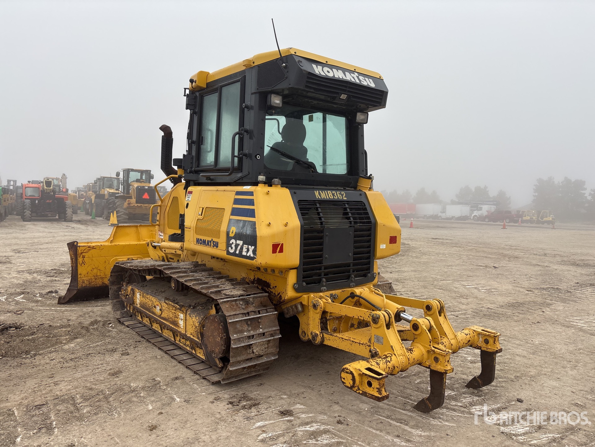 General Appearance with Imagen: esquina trasera izquierda