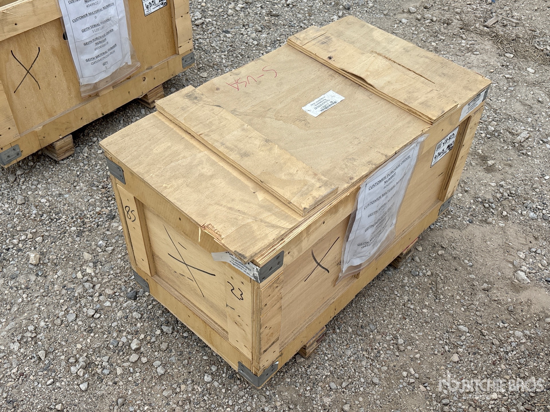 General Appearance with Picture, Right Front Corner