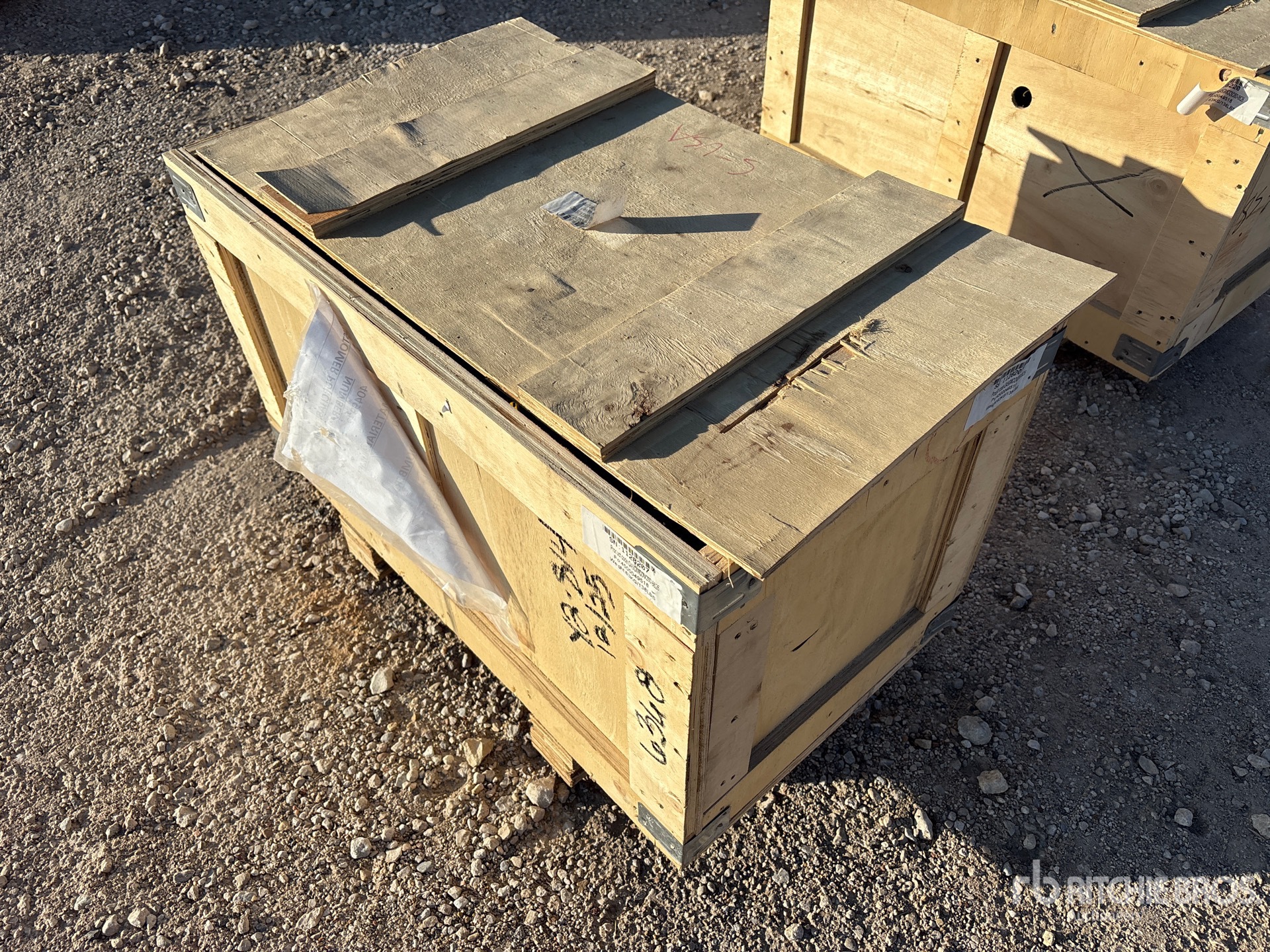 General Appearance with Image, coin avant gauche