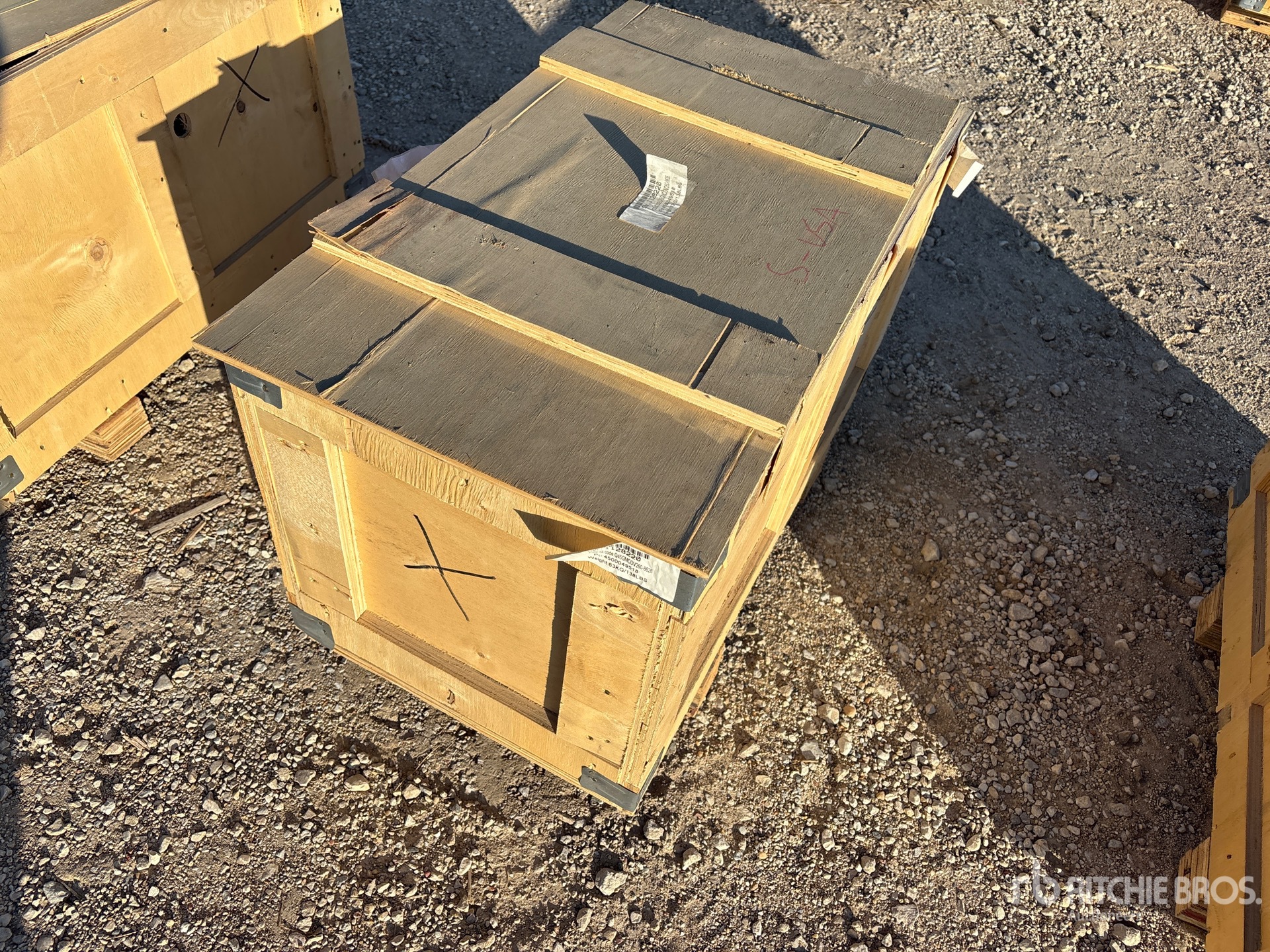 General Appearance with Image, coin avant droit