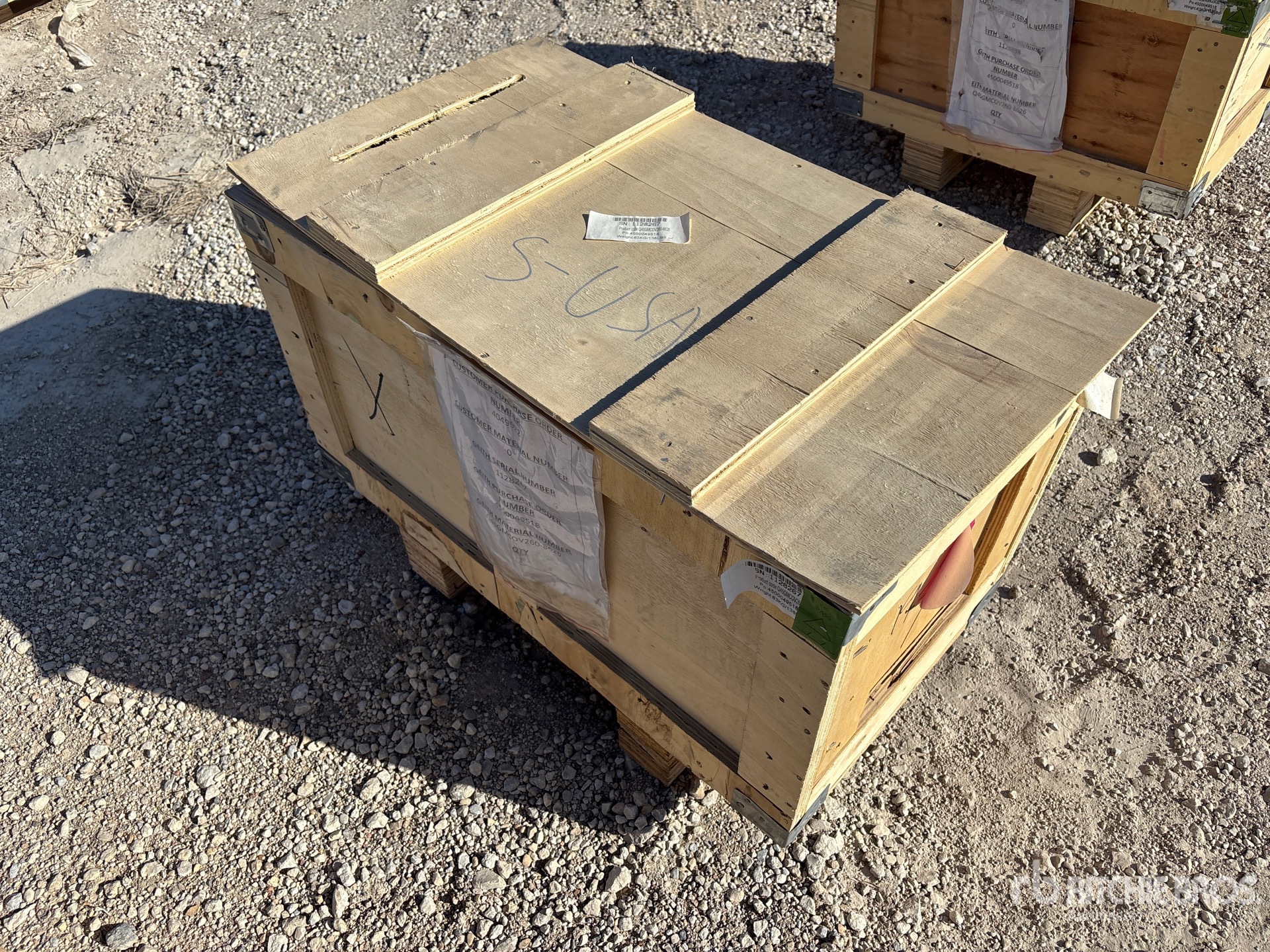 General Appearance with Picture, Right Rear Corner