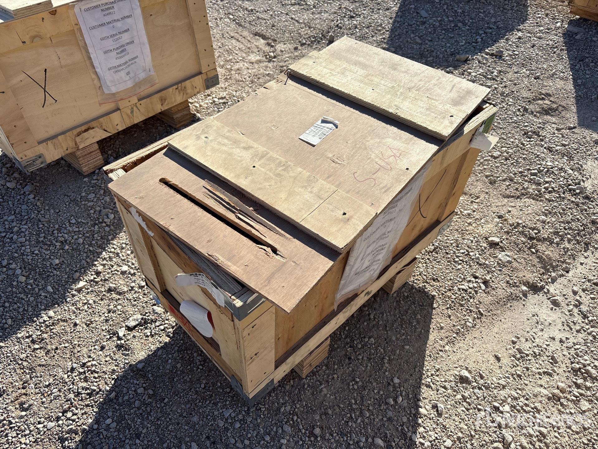 General Appearance with Foto, angolo posteriore sinistro