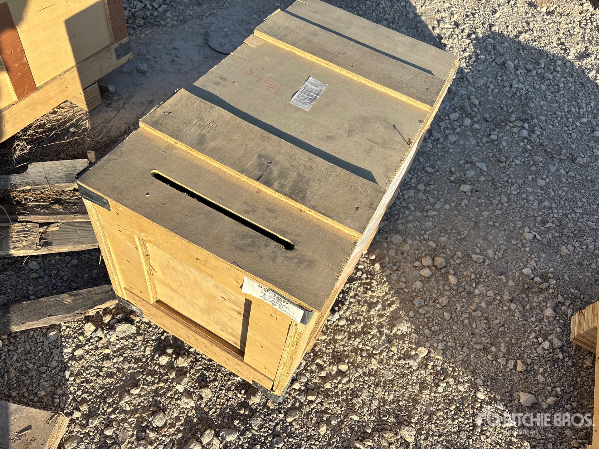 General Appearance with Image, coin avant droit