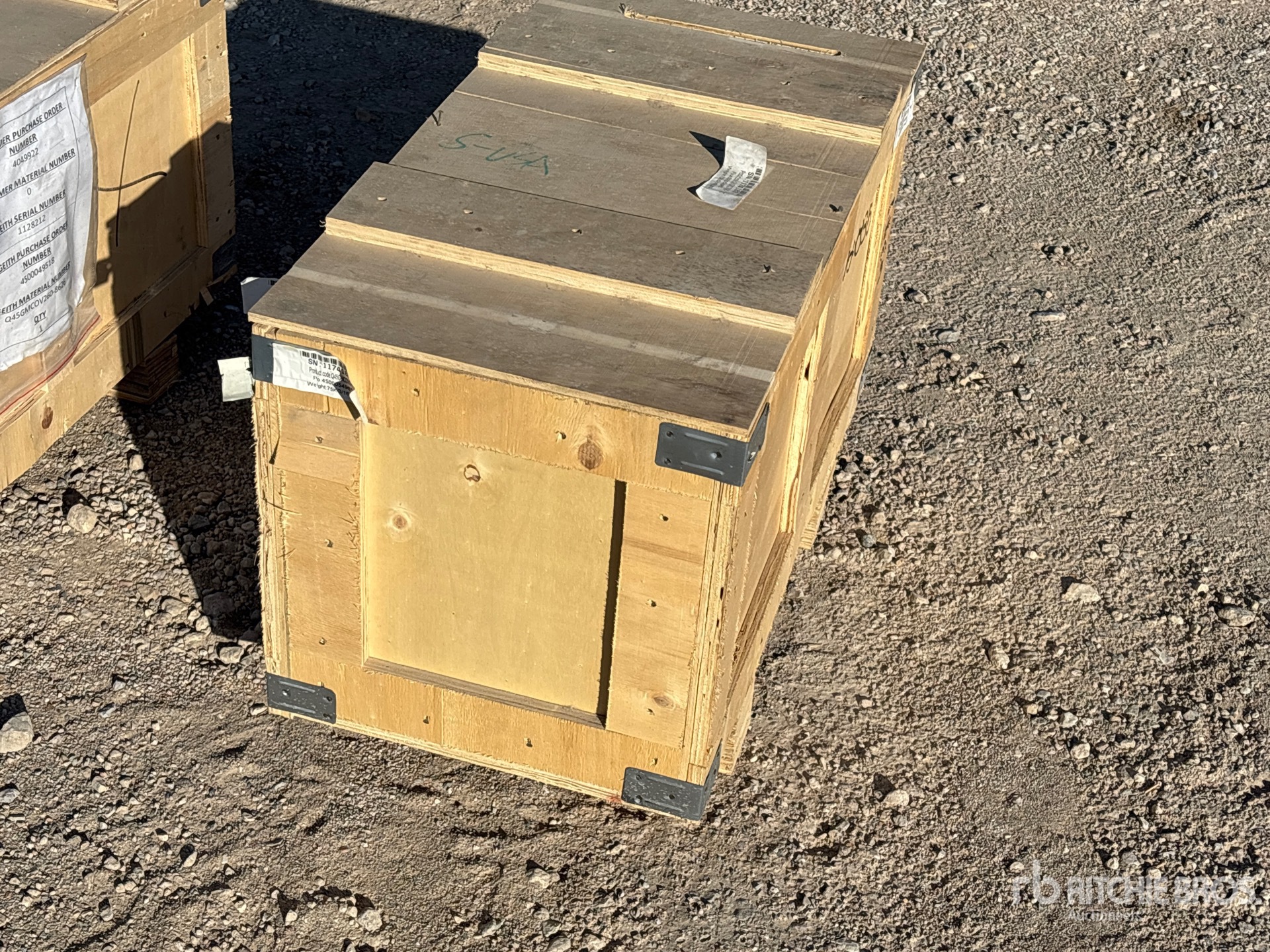 General Appearance with Image, coin avant droit