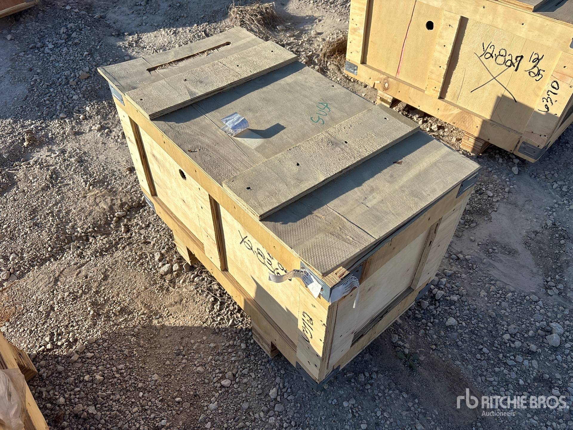 General Appearance with Image, coin avant gauche