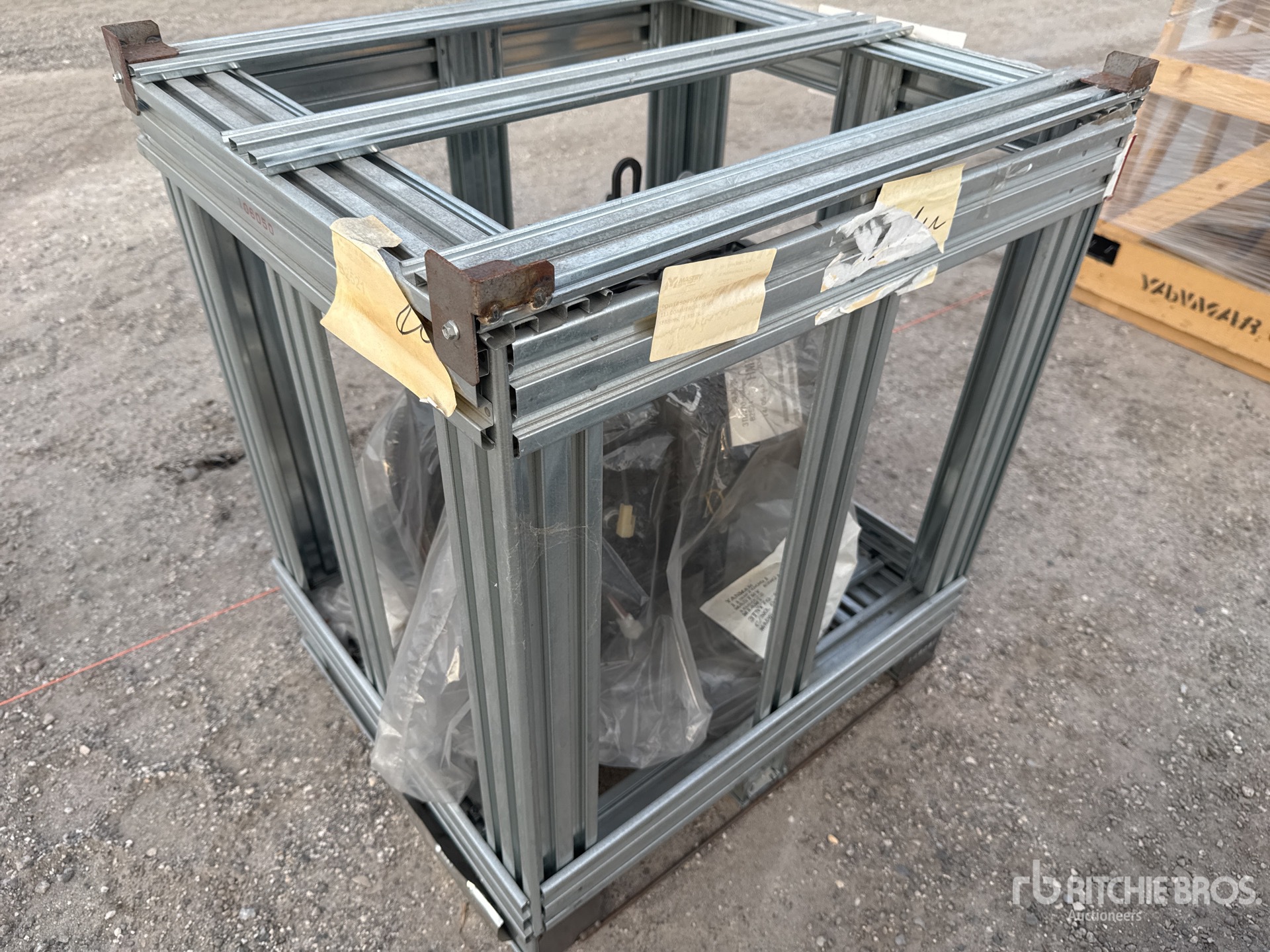 Aspect général with Image, coin arrière droit