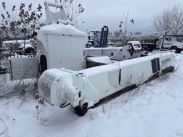 National 600D 47' UNMOUNTED CRANE