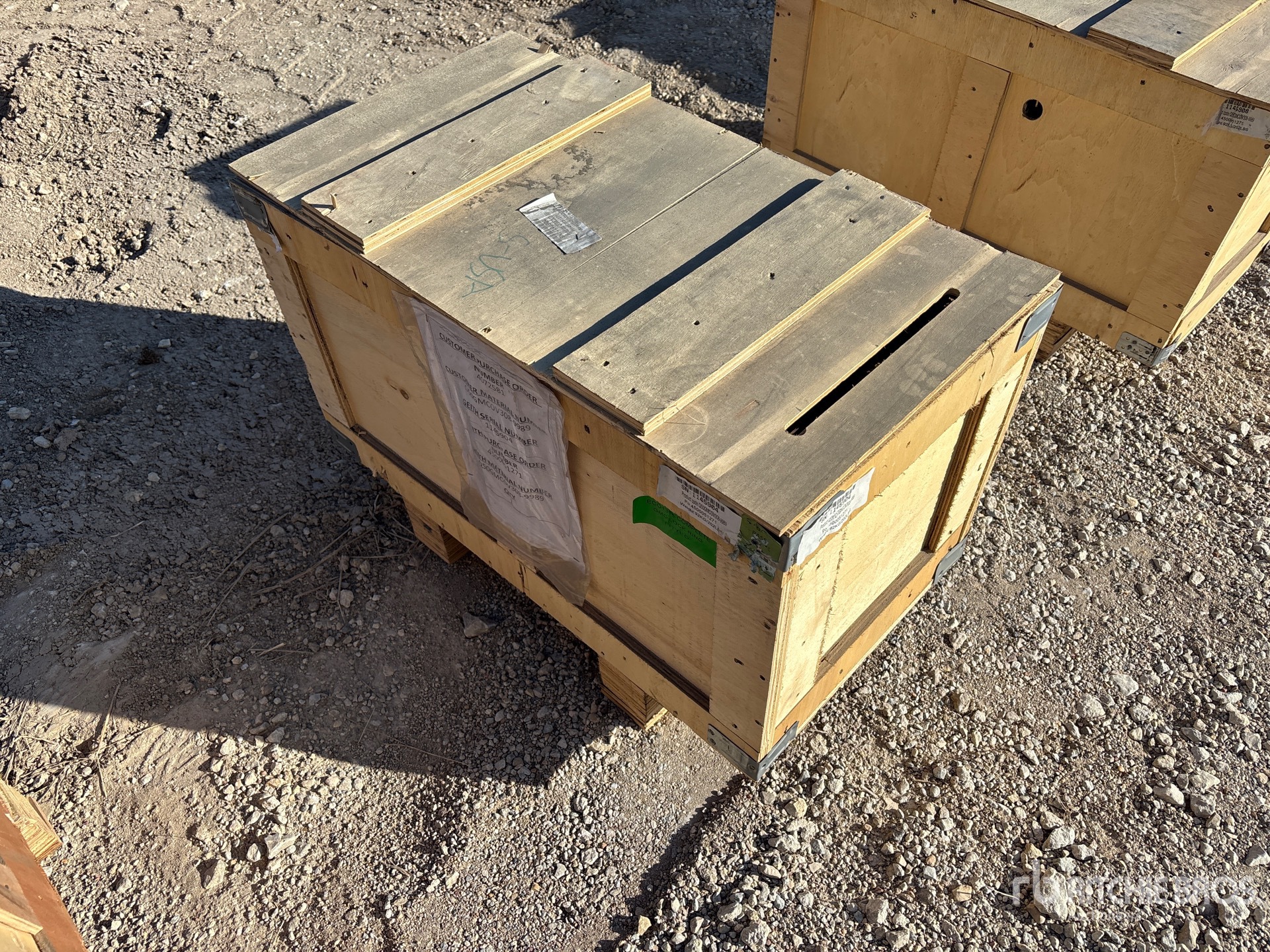 General Appearance with Foto, angolo anteriore sinistro