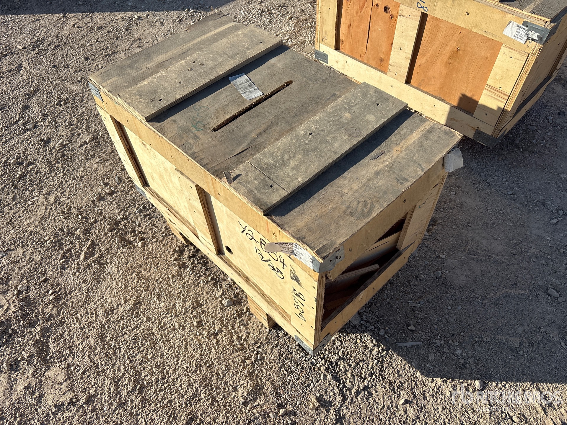 General Appearance with Image, coin avant gauche