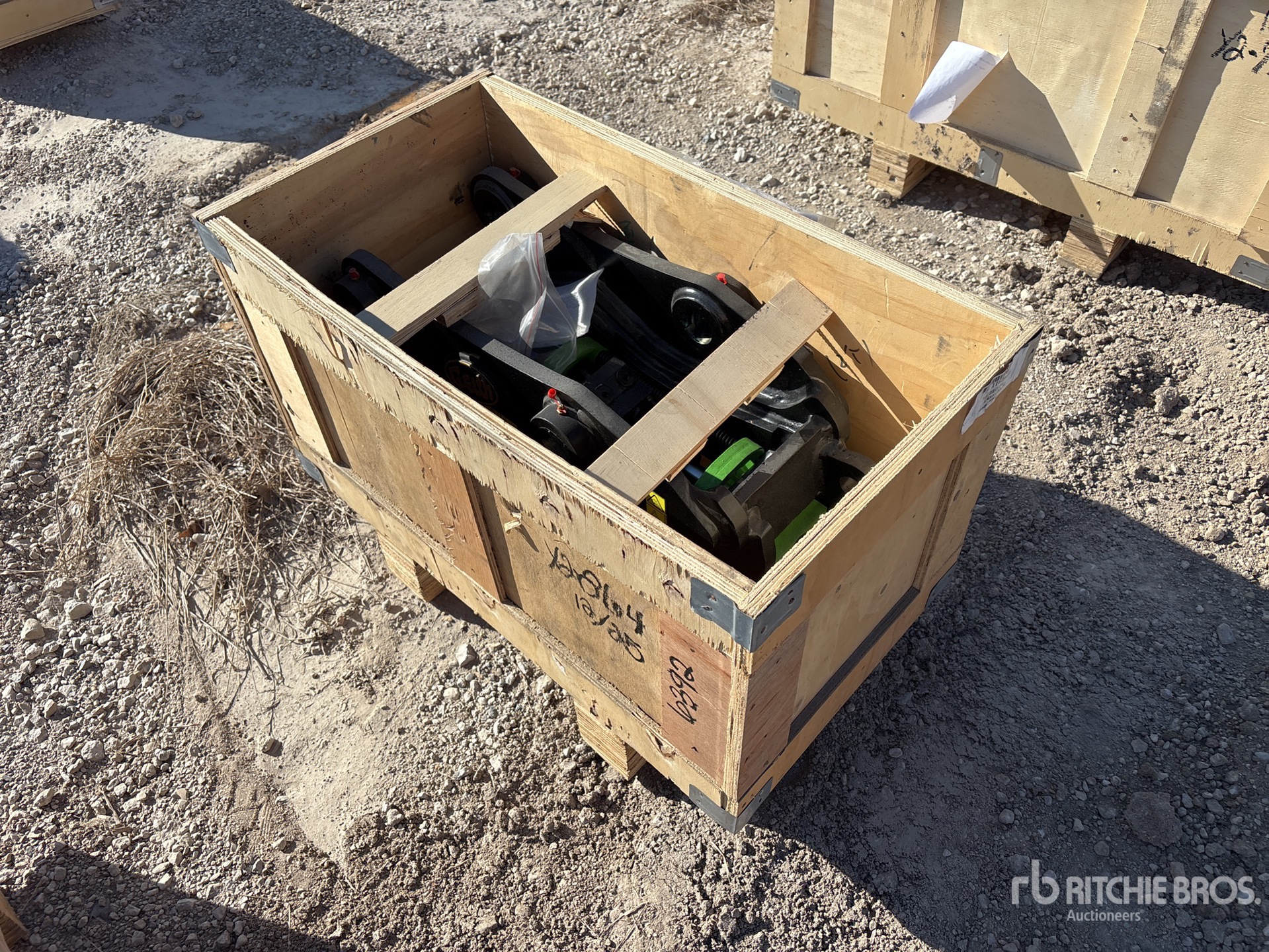 General Appearance with Foto, angolo anteriore sinistro