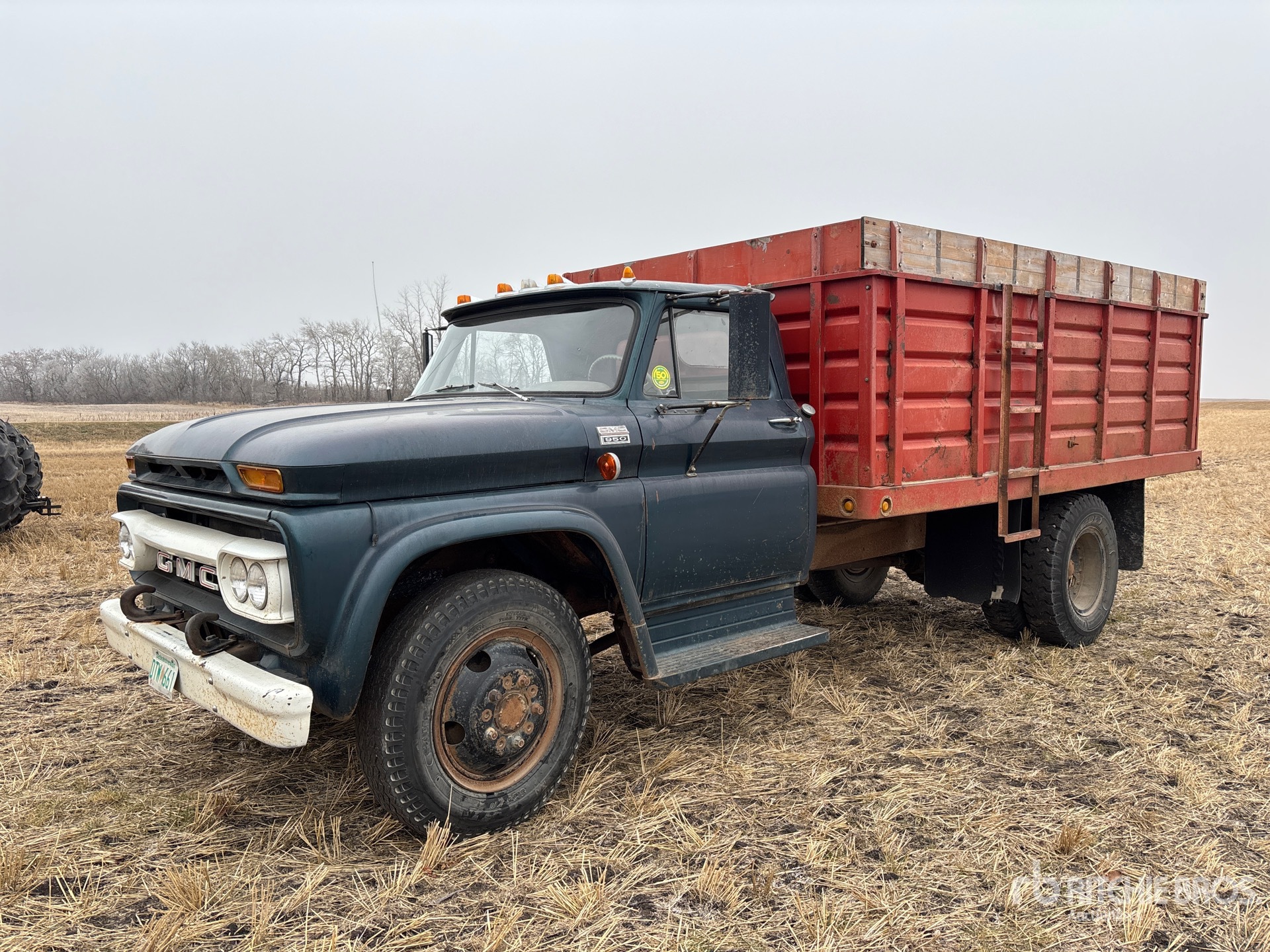 General Appearance with Featured Photo