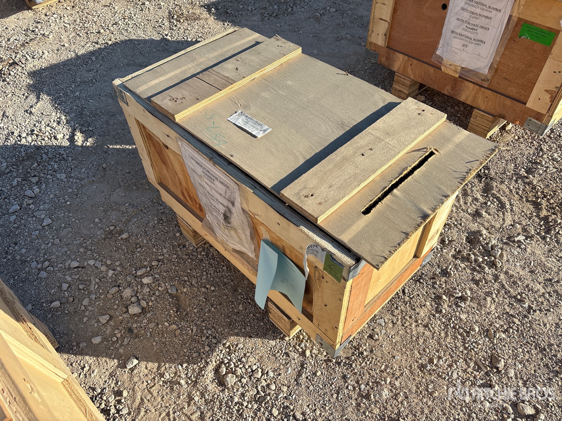 General Appearance with Foto, angolo anteriore sinistro