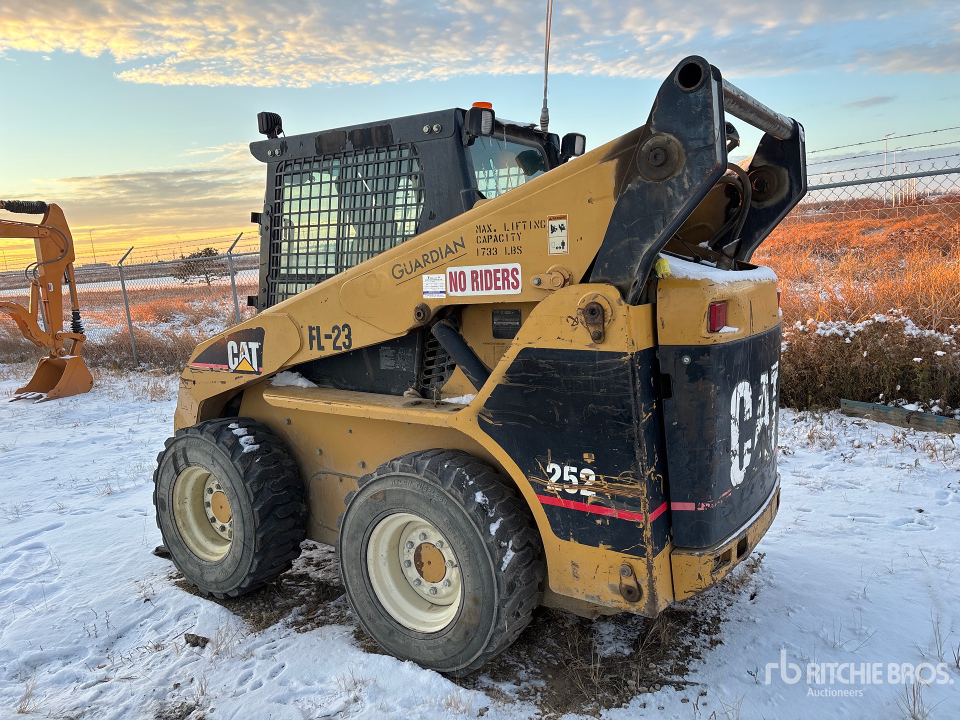 Aspect général with Image, coin arrière gauche