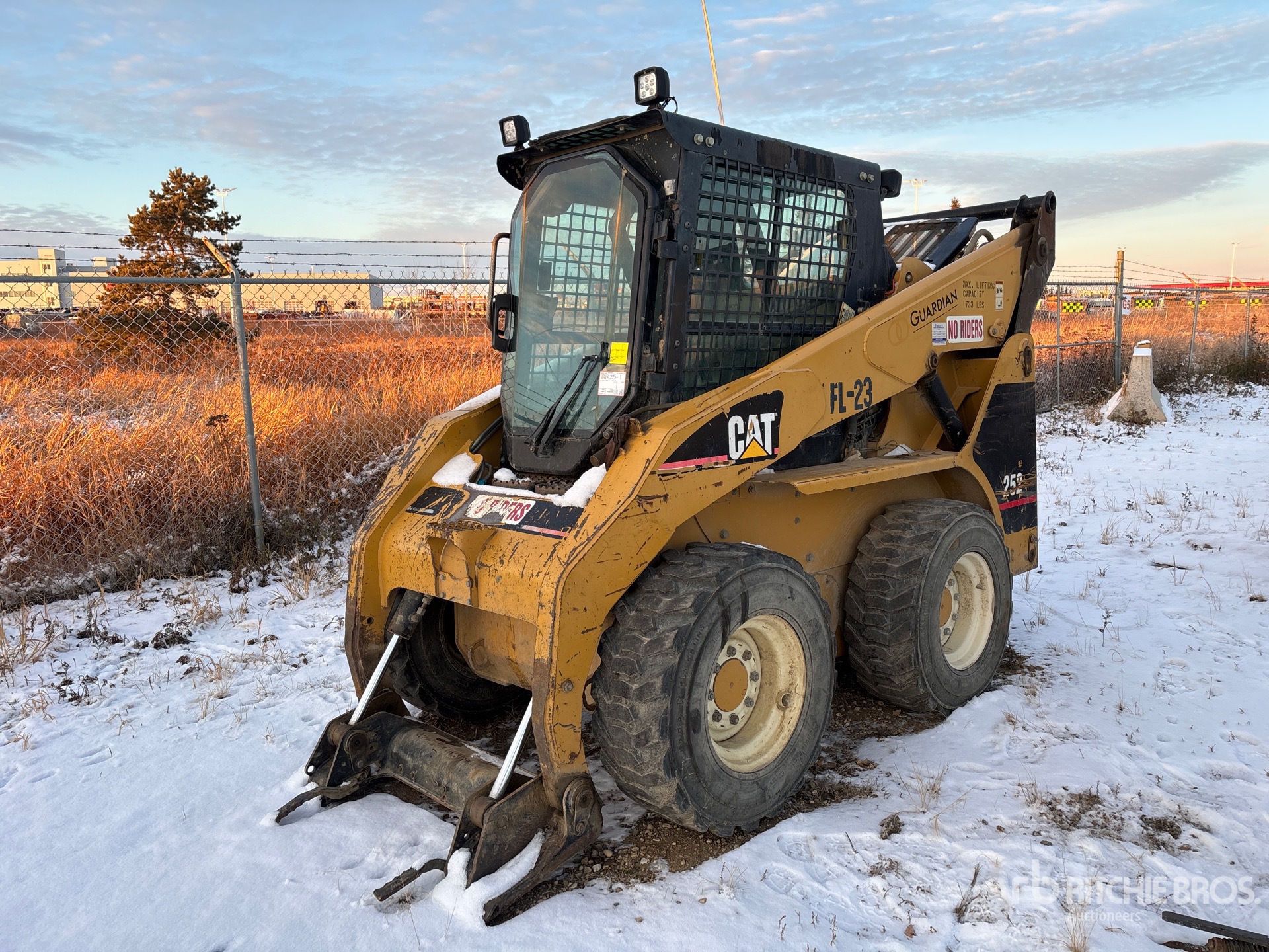 Aspect général with Image, coin avant gauche