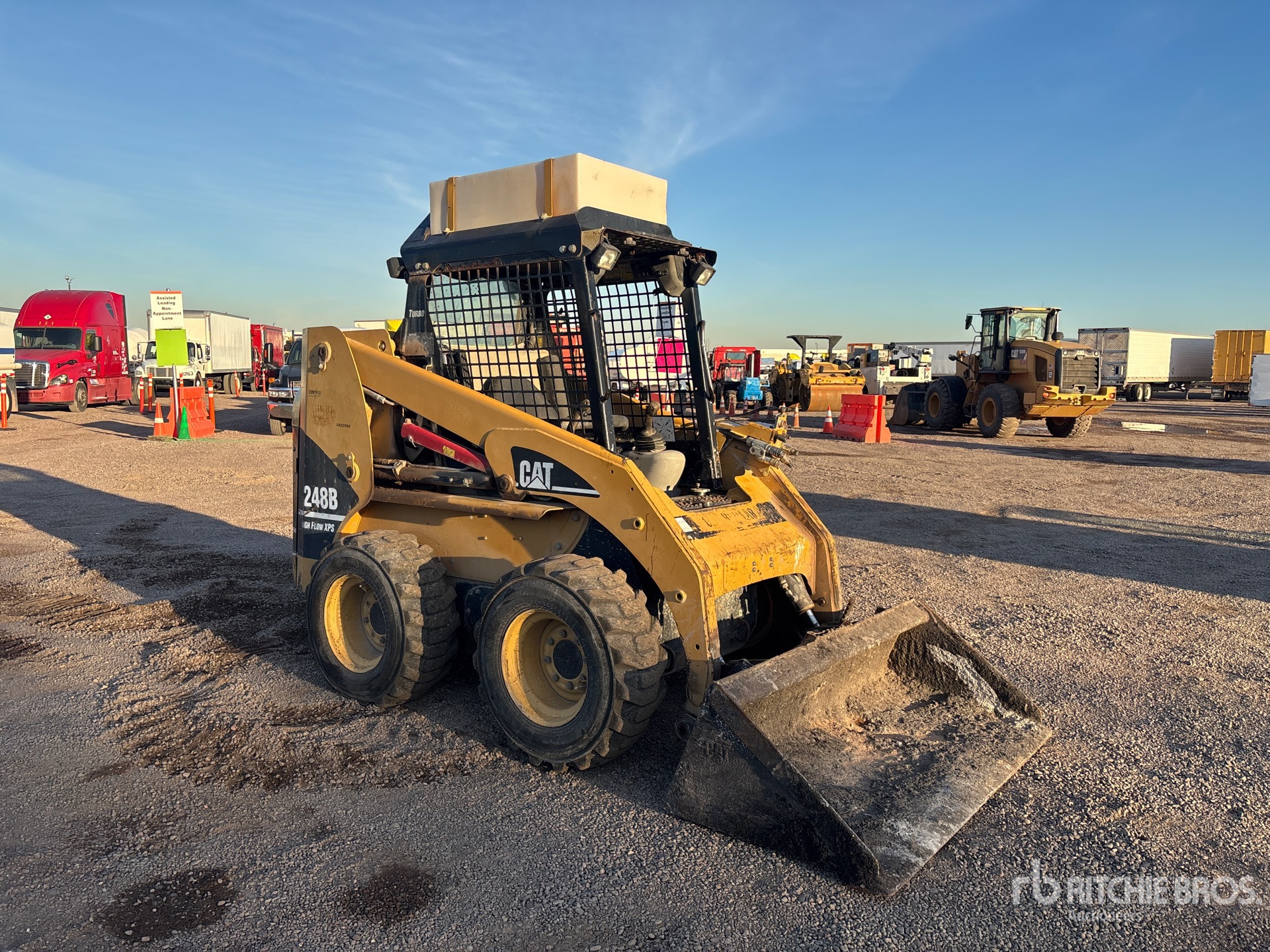 General Appearance with Picture, Right Front Corner