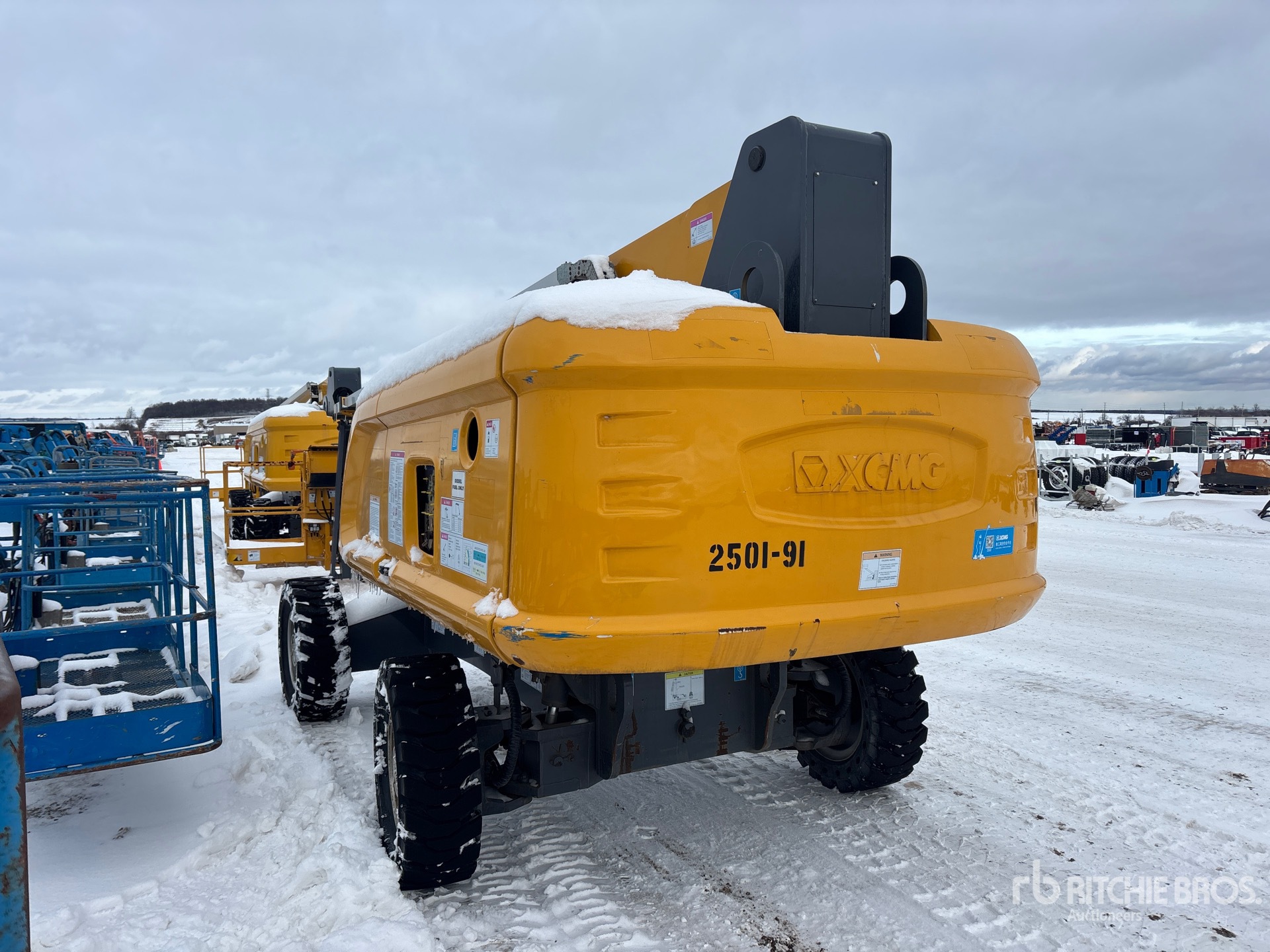 General Appearance with Imagen: esquina trasera izquierda