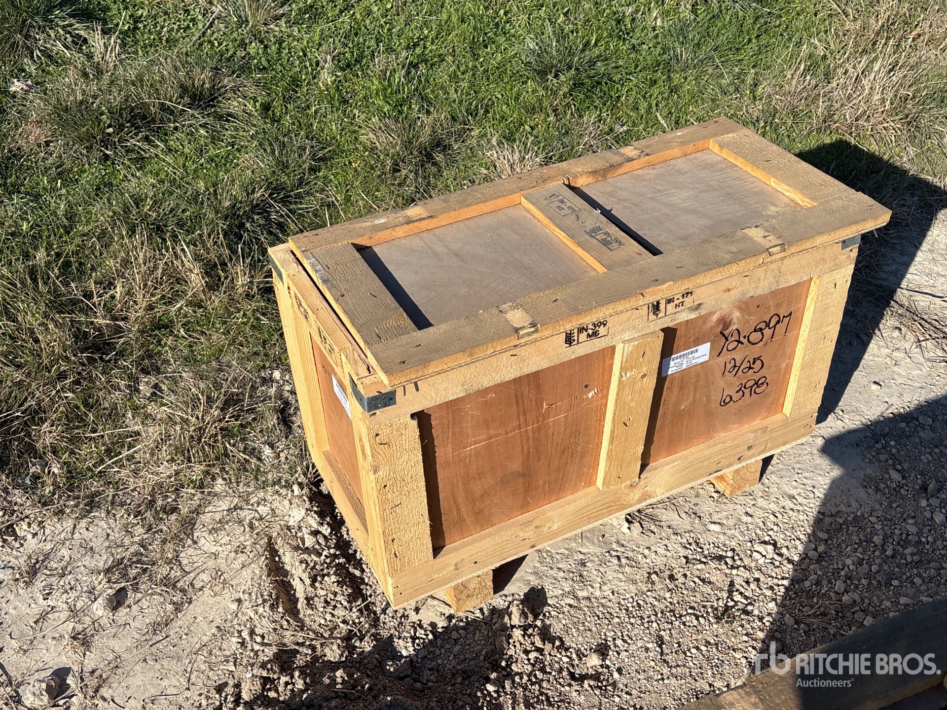 General Appearance with Foto, angolo anteriore destro