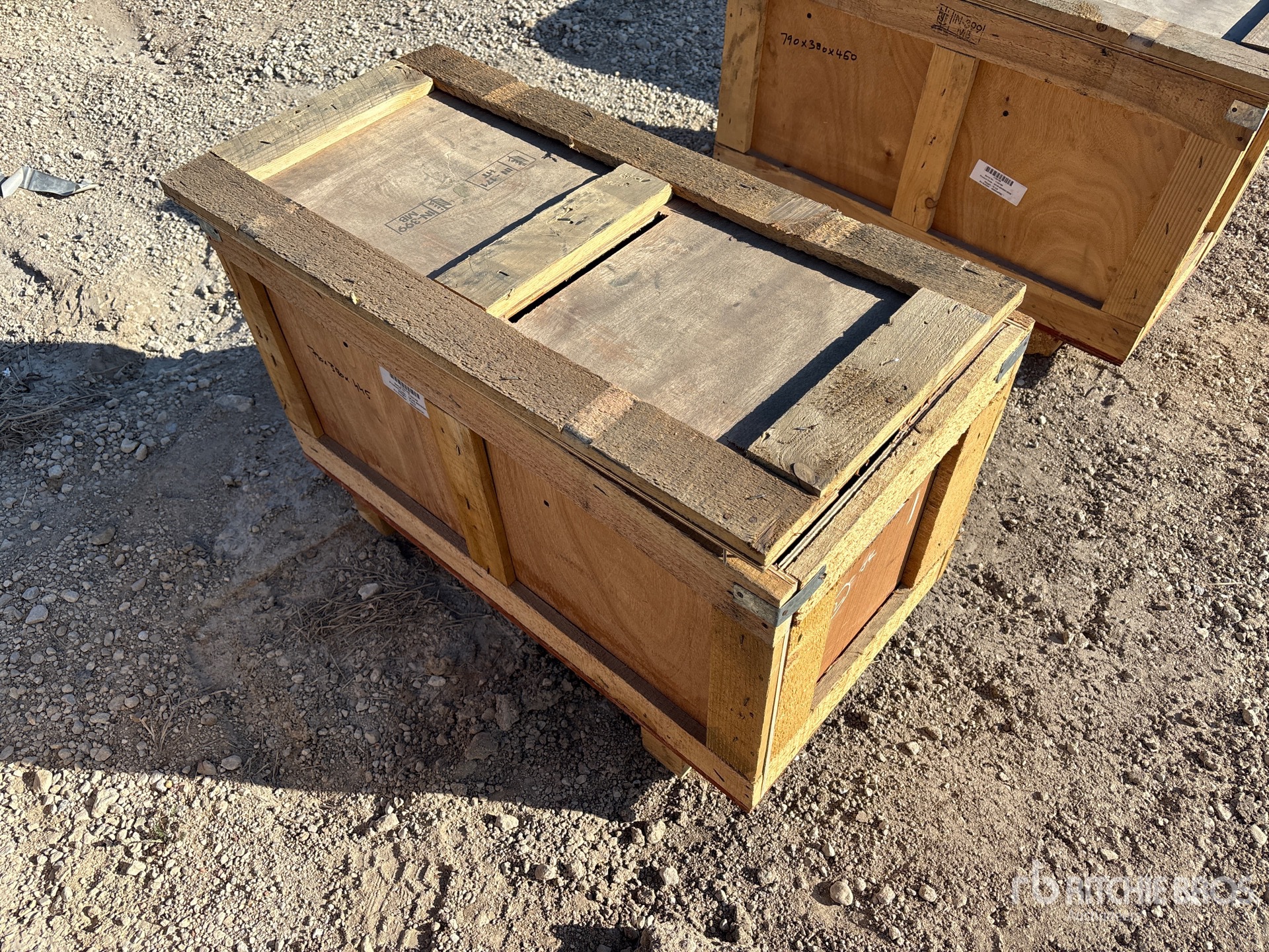 General Appearance with Foto, angolo anteriore sinistro