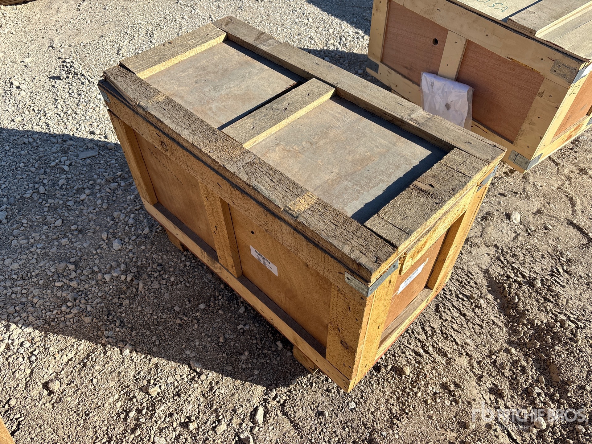 General Appearance with Foto, angolo anteriore sinistro