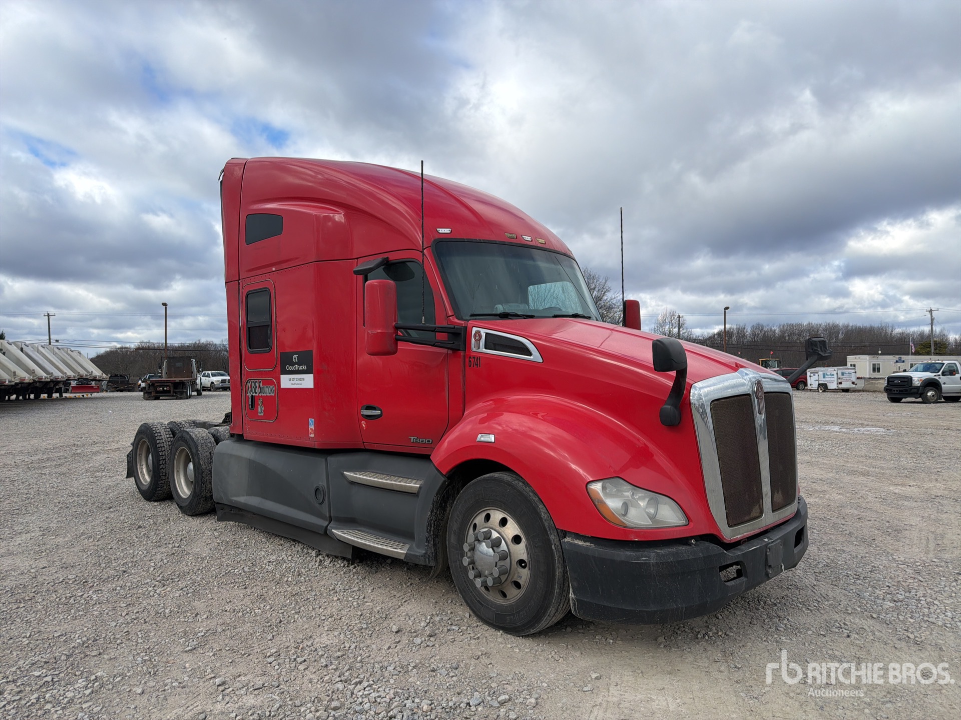 General Appearance with Picture, Right Front Corner