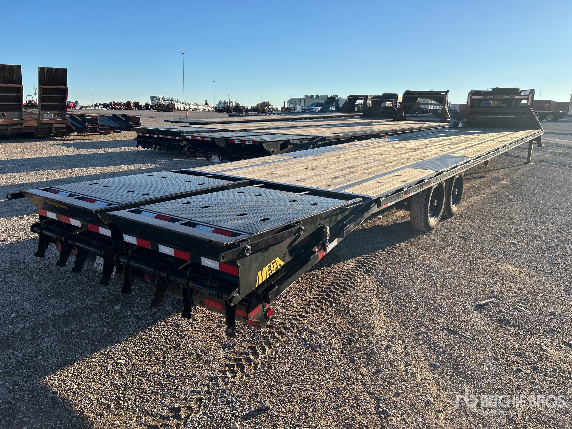 General Appearance with Imagen: esquina trasera derecha