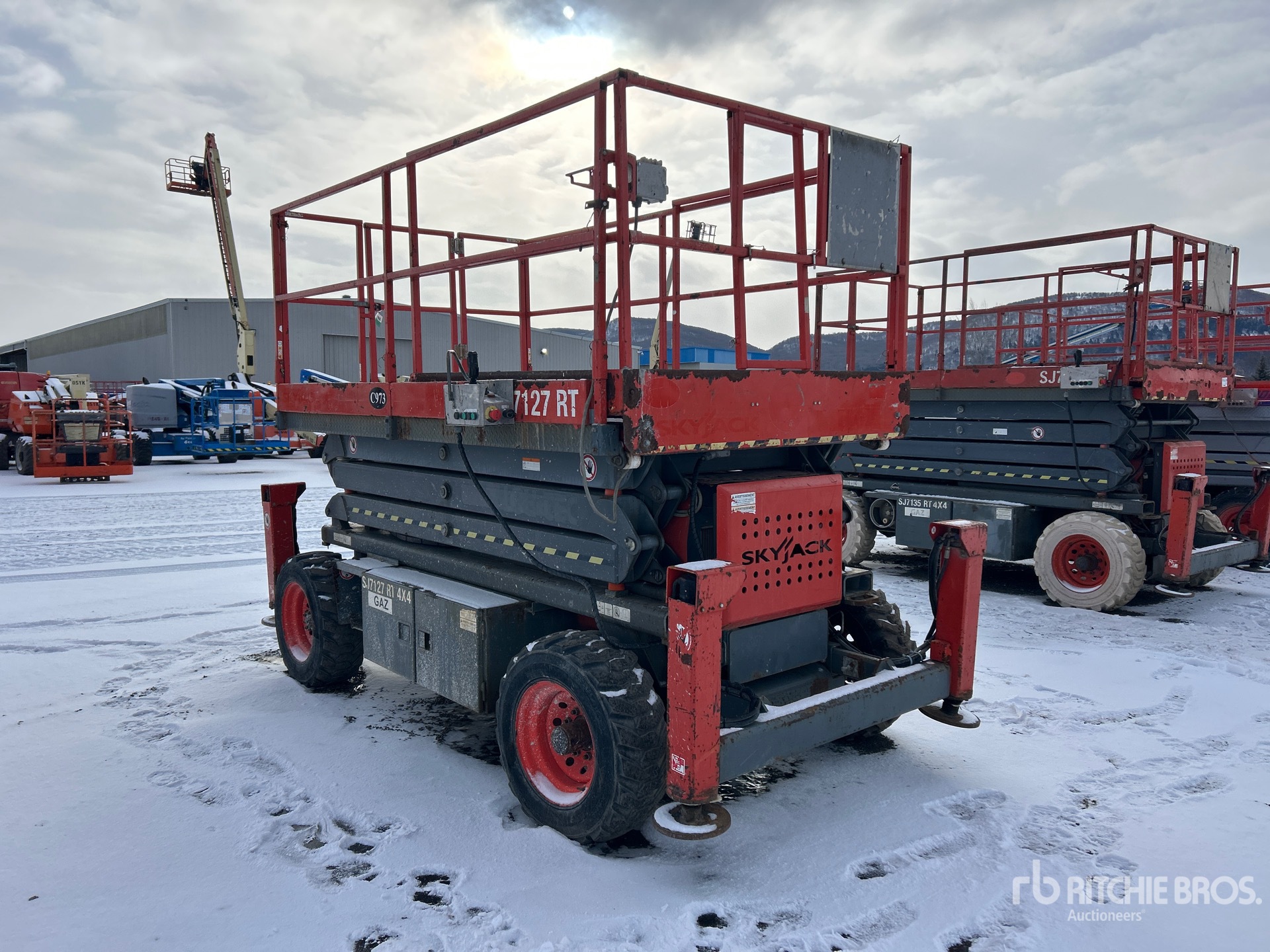 General Appearance with Foto, angolo anteriore destro