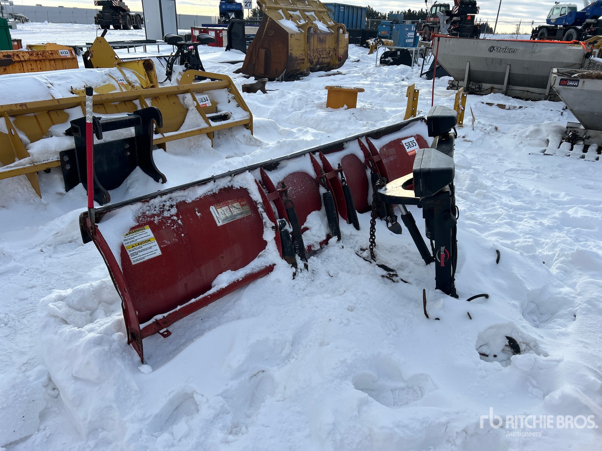 General Appearance with Bild, Ecke hinten links