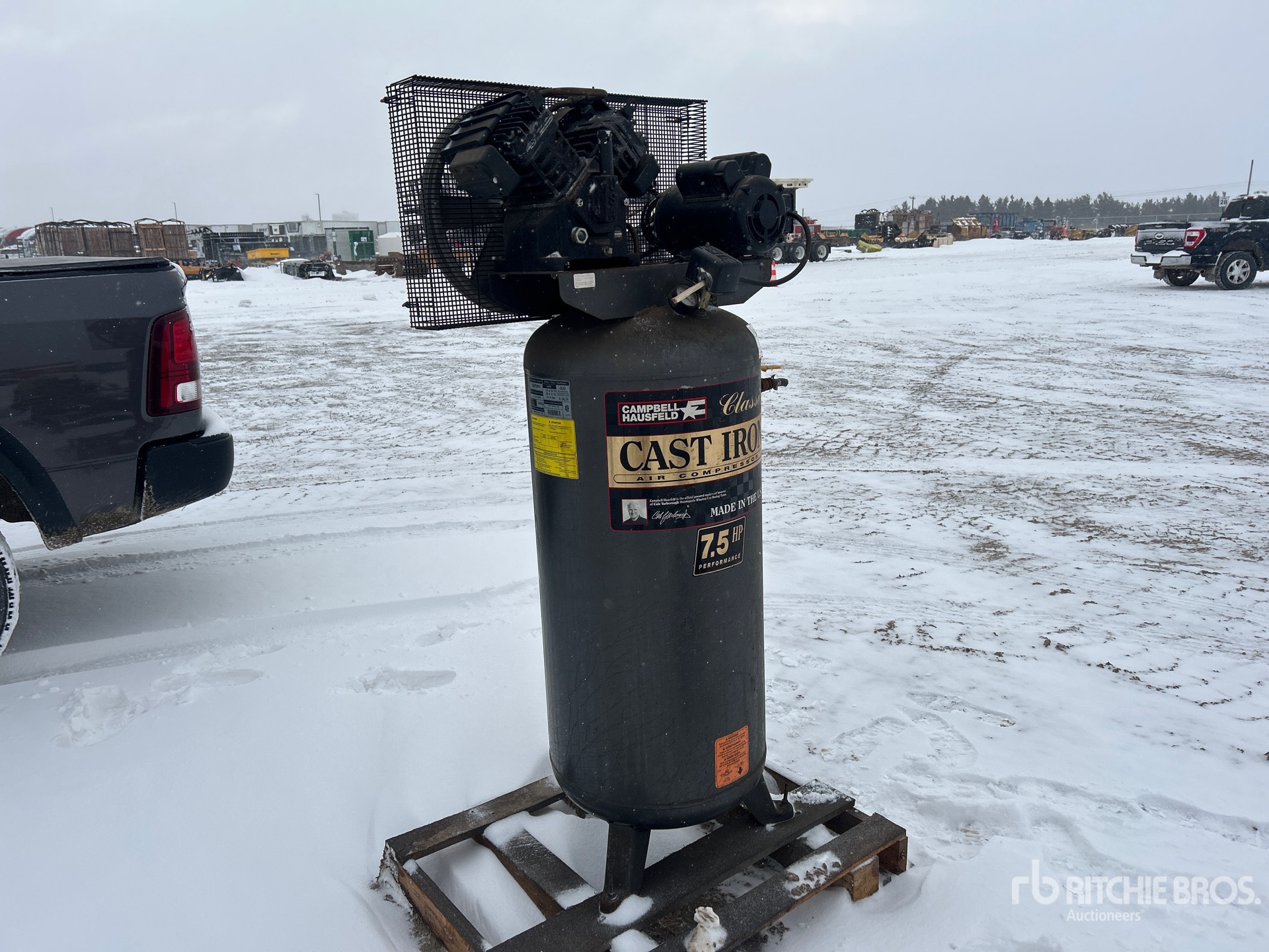 General Appearance with Picture, Right Front Corner