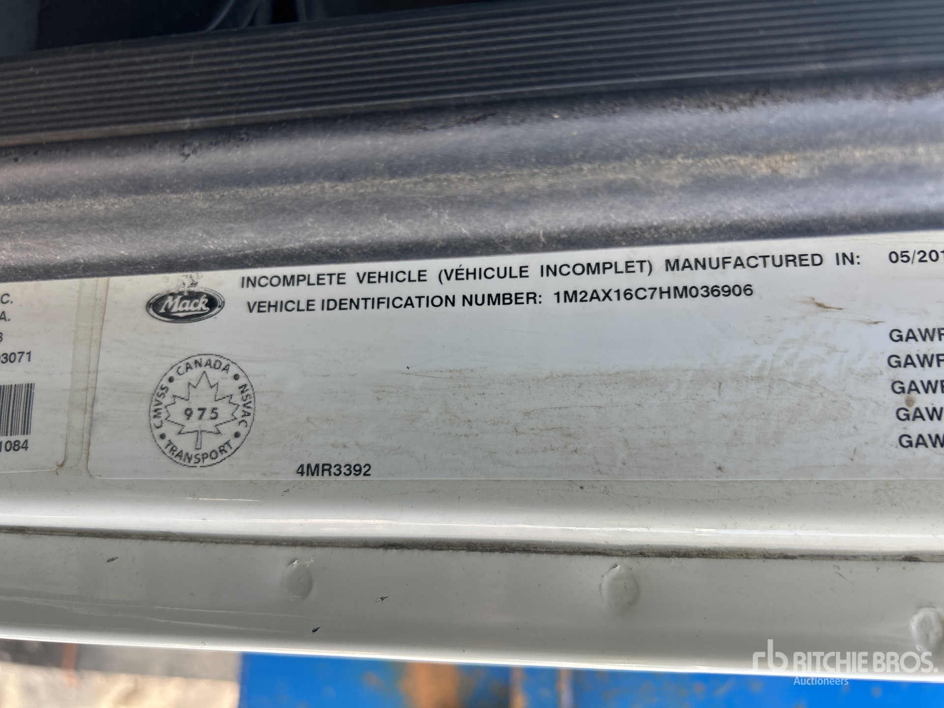 General Appearance with Serial Number / VIN