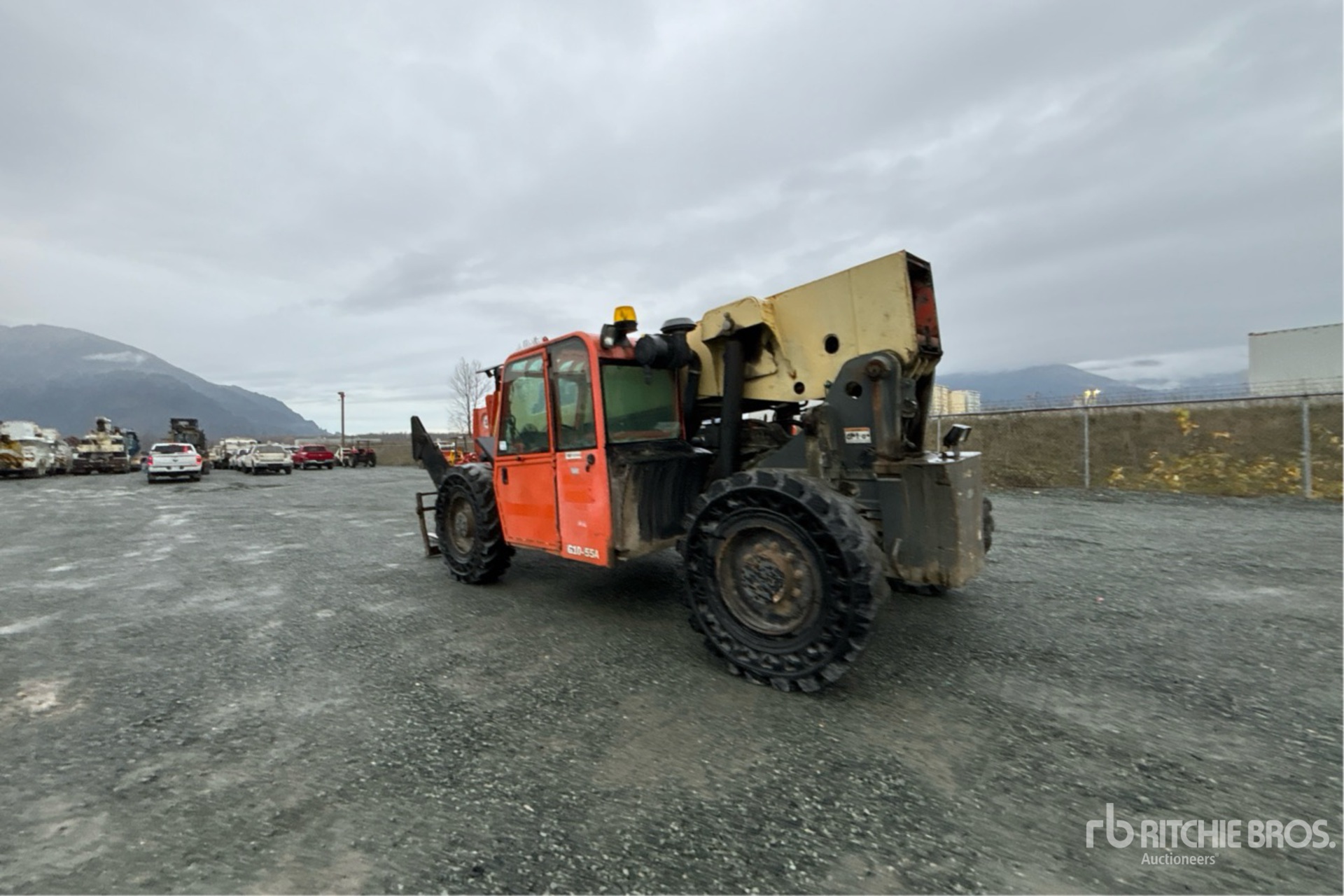 General Appearance with Bild, Ecke hinten links