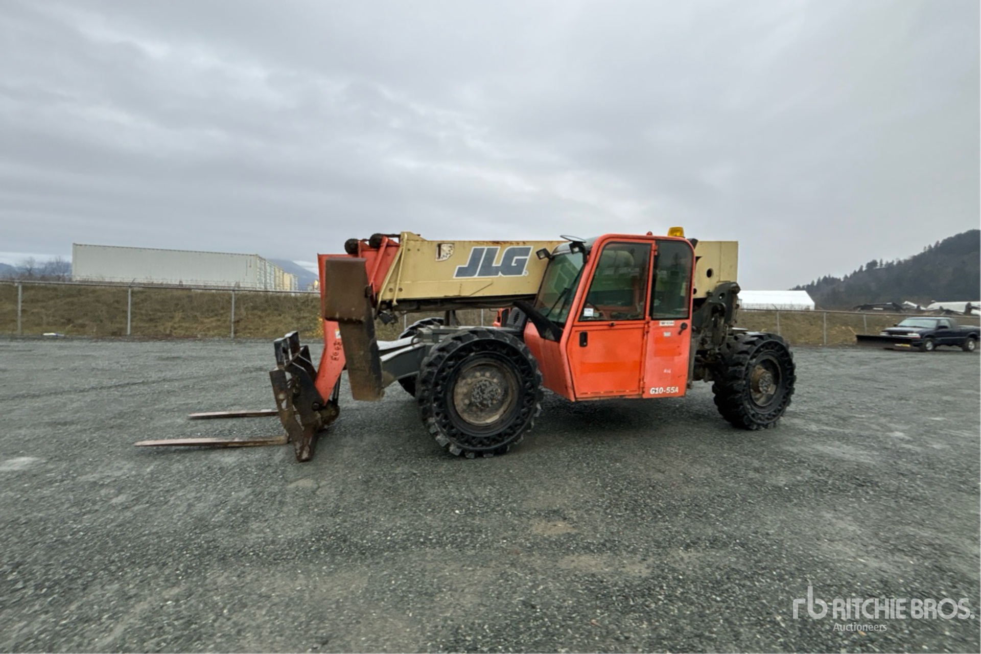 General Appearance with Bild, Ecke vorne links