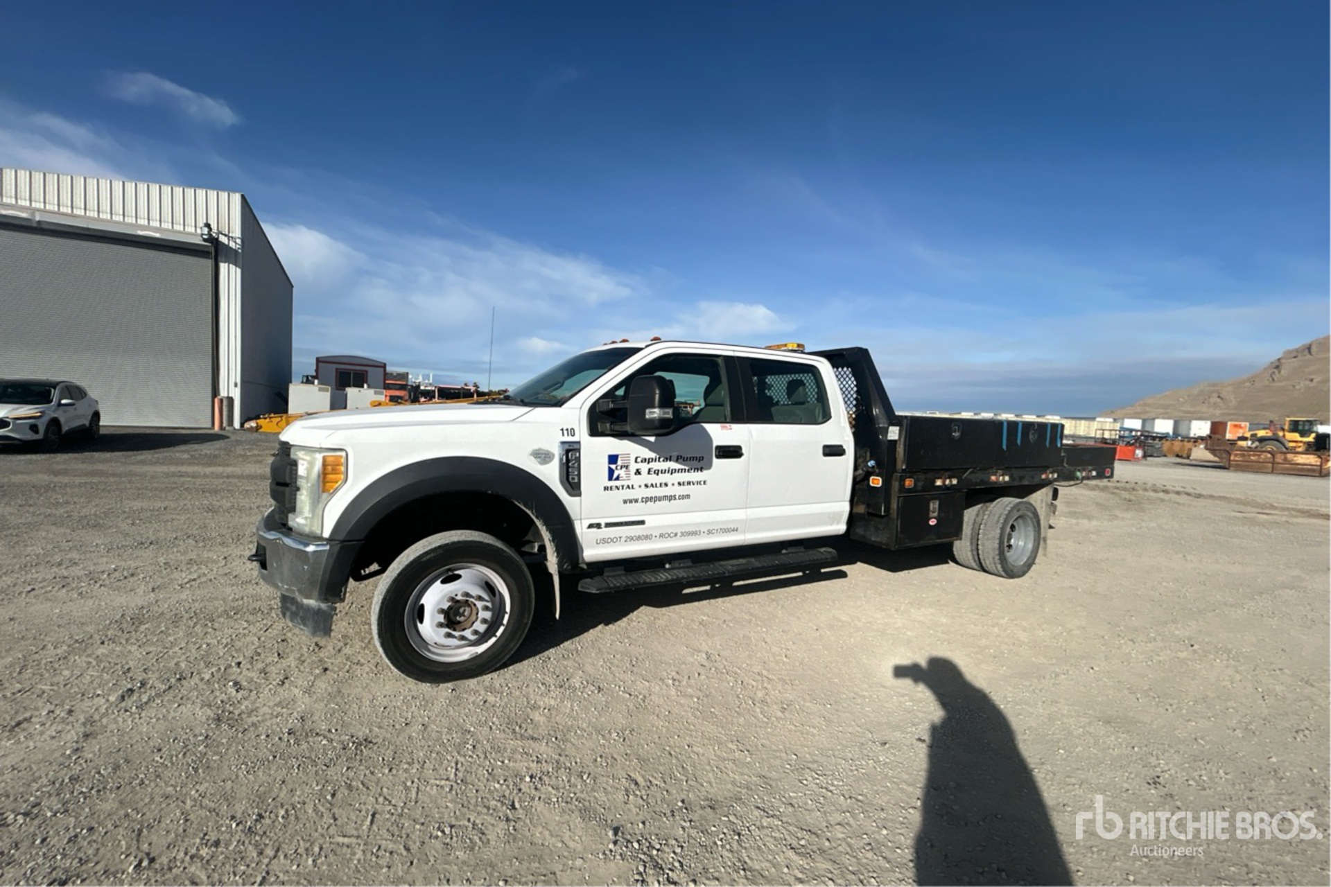 General Appearance with Picture, Left Front Corner