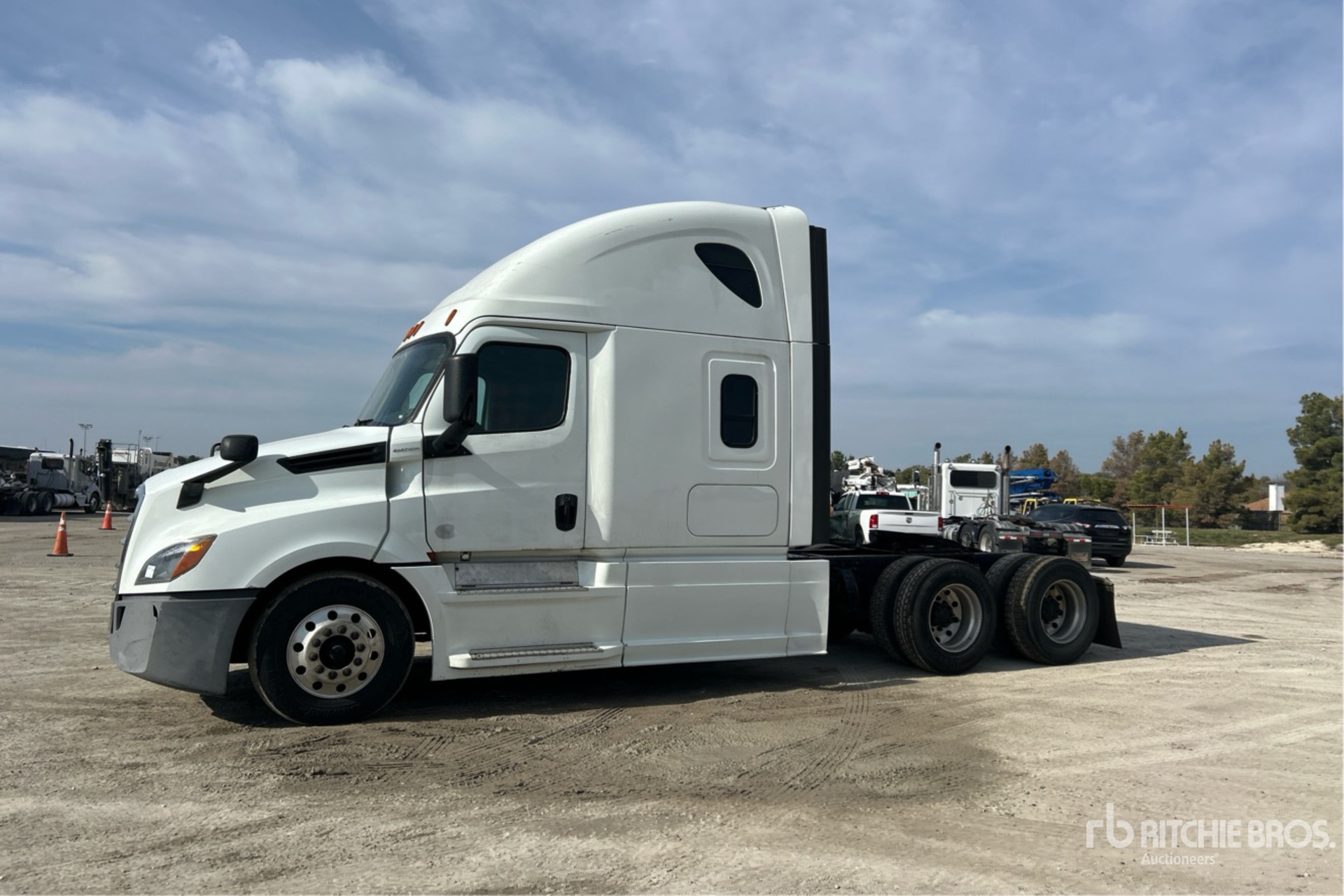 General Appearance with Picture, Left Front Corner