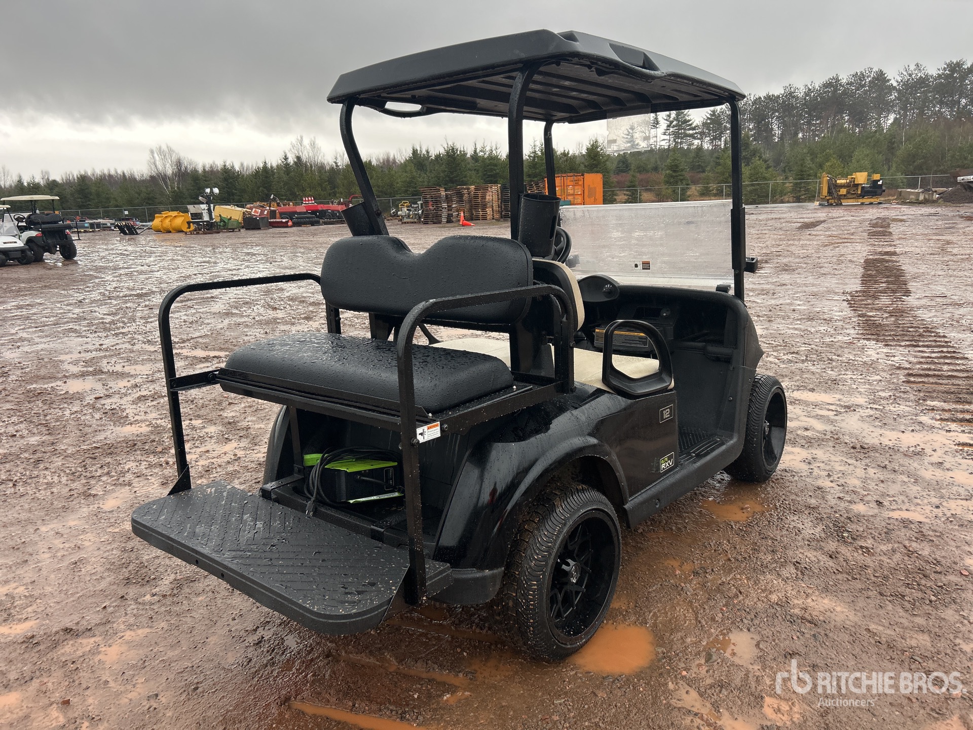 General Appearance with Picture, Right Rear Corner