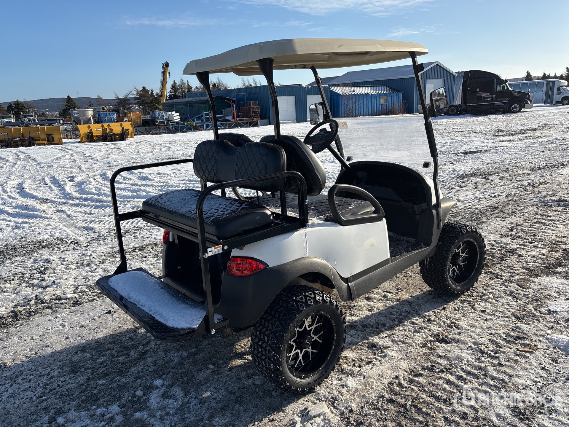 General Appearance with Picture, Right Rear Corner