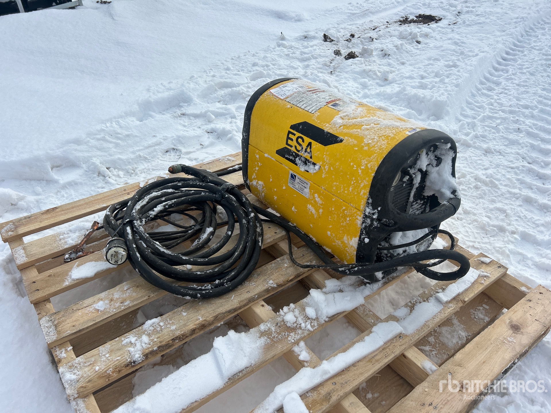 Aspect général with Image, coin avant droit