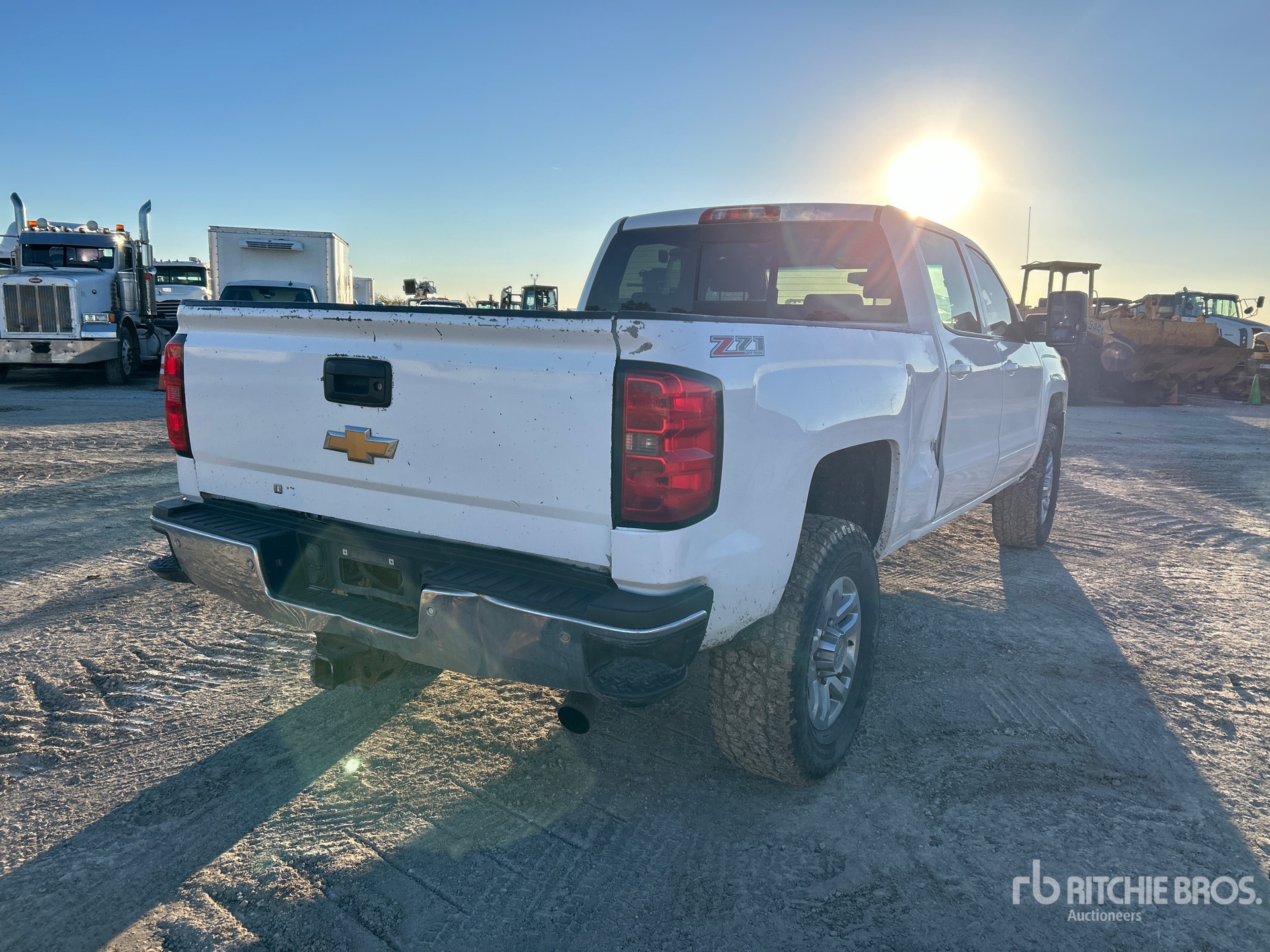 General Appearance with Picture, Right Rear Corner