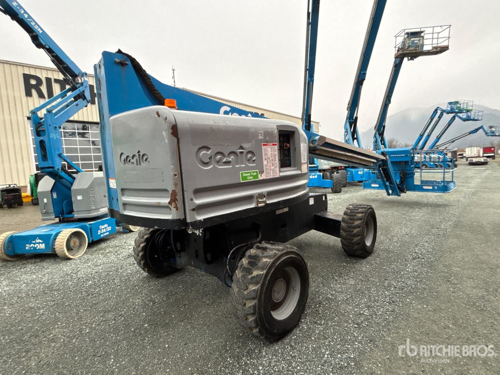 General Appearance with Picture, Right Rear Corner