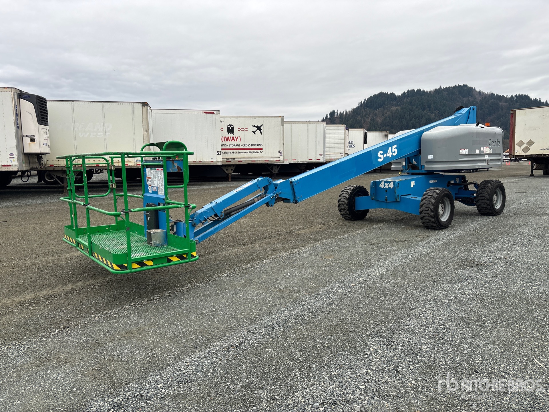 General Appearance with Picture, Left Front Corner