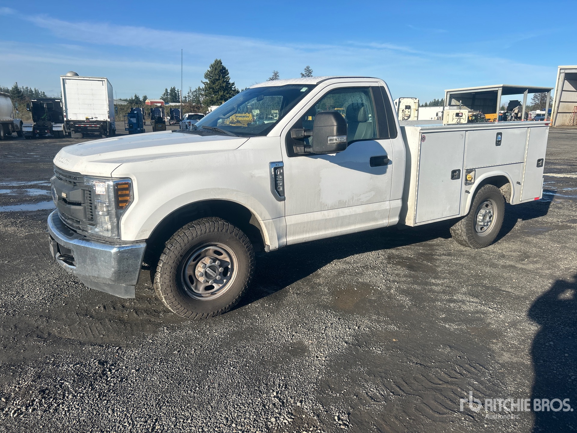 General Appearance with Picture, Left Front Corner