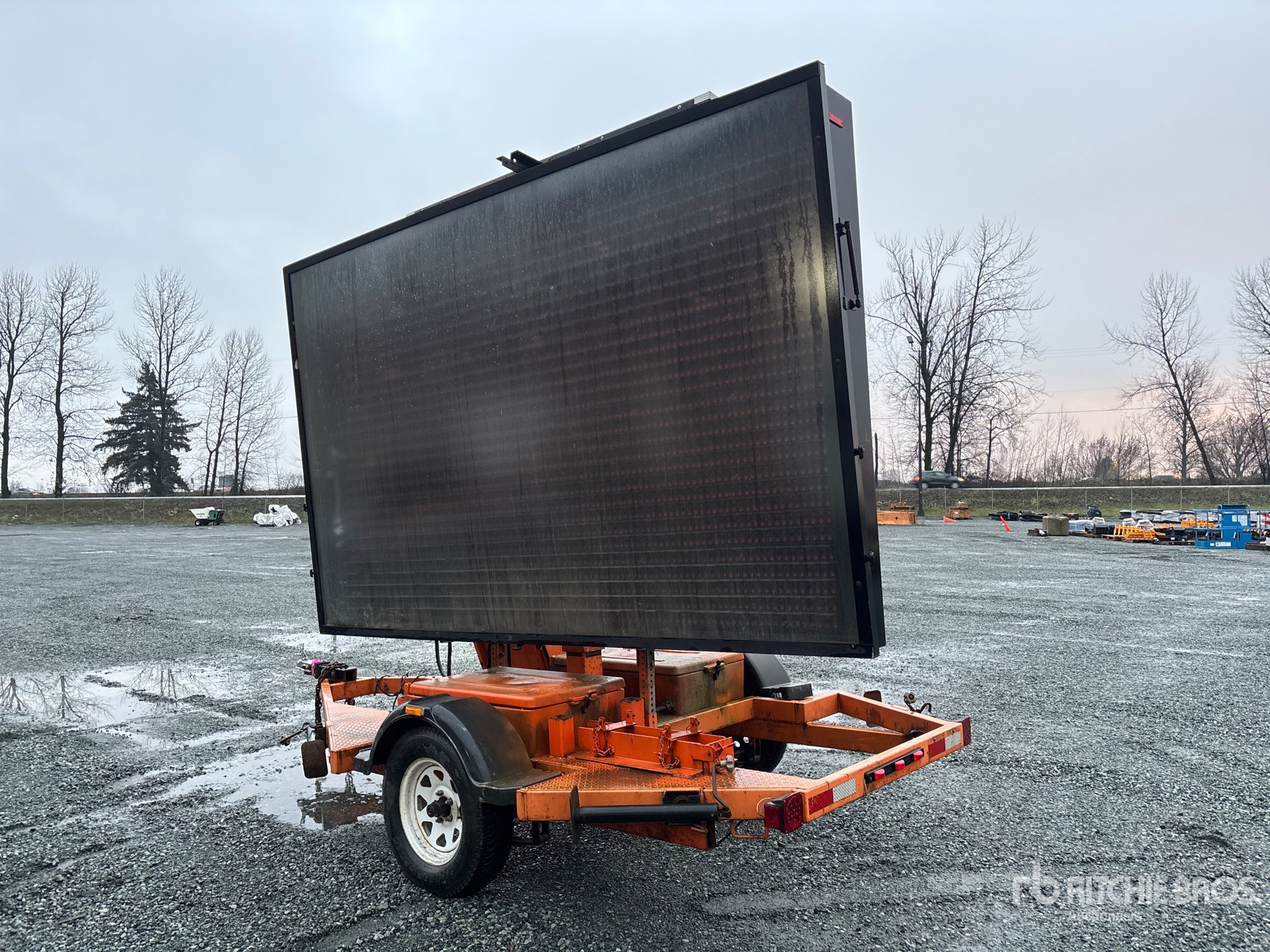 General Appearance with Picture, Left Rear Corner