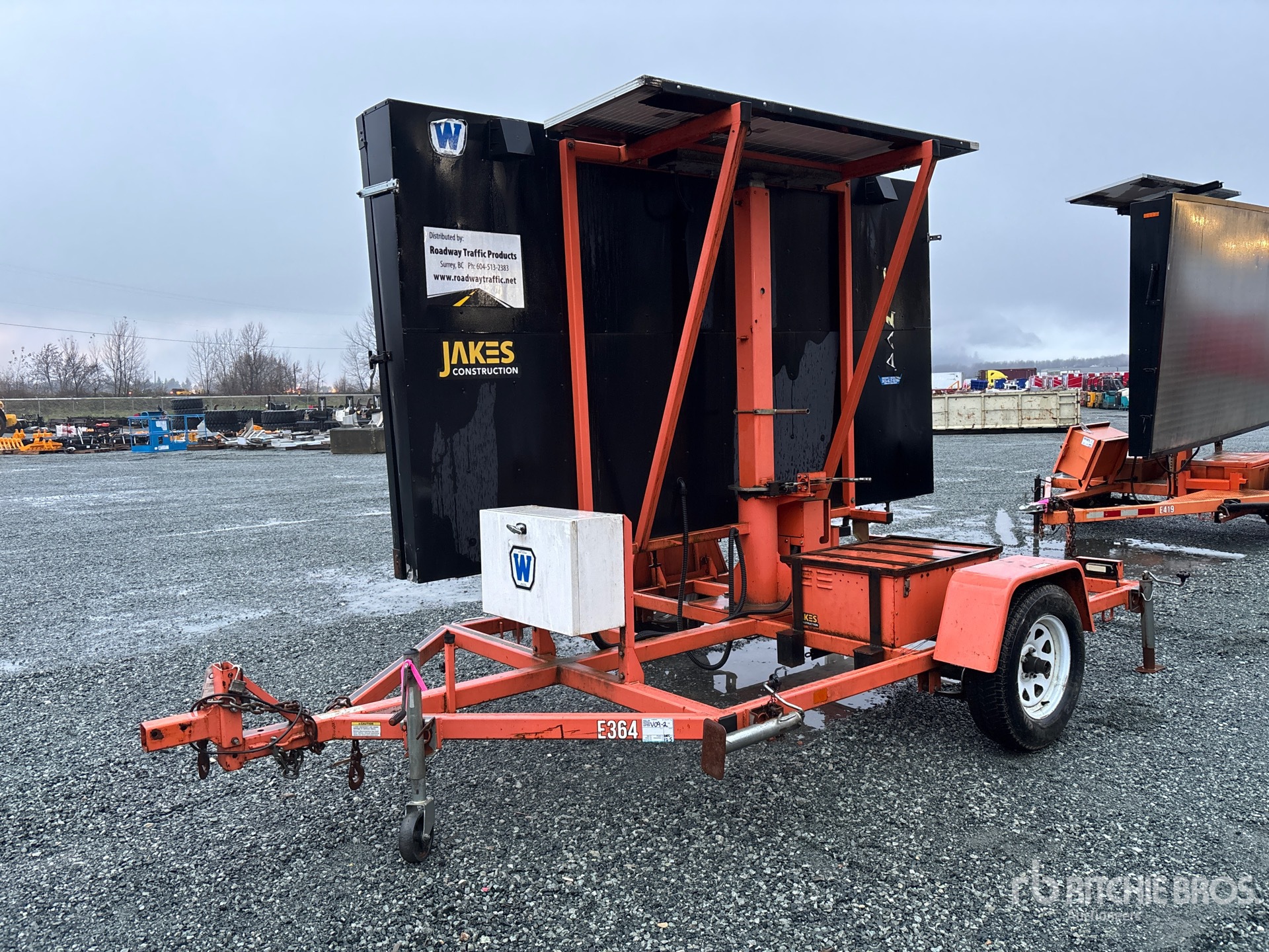 General Appearance with Picture, Left Front Corner