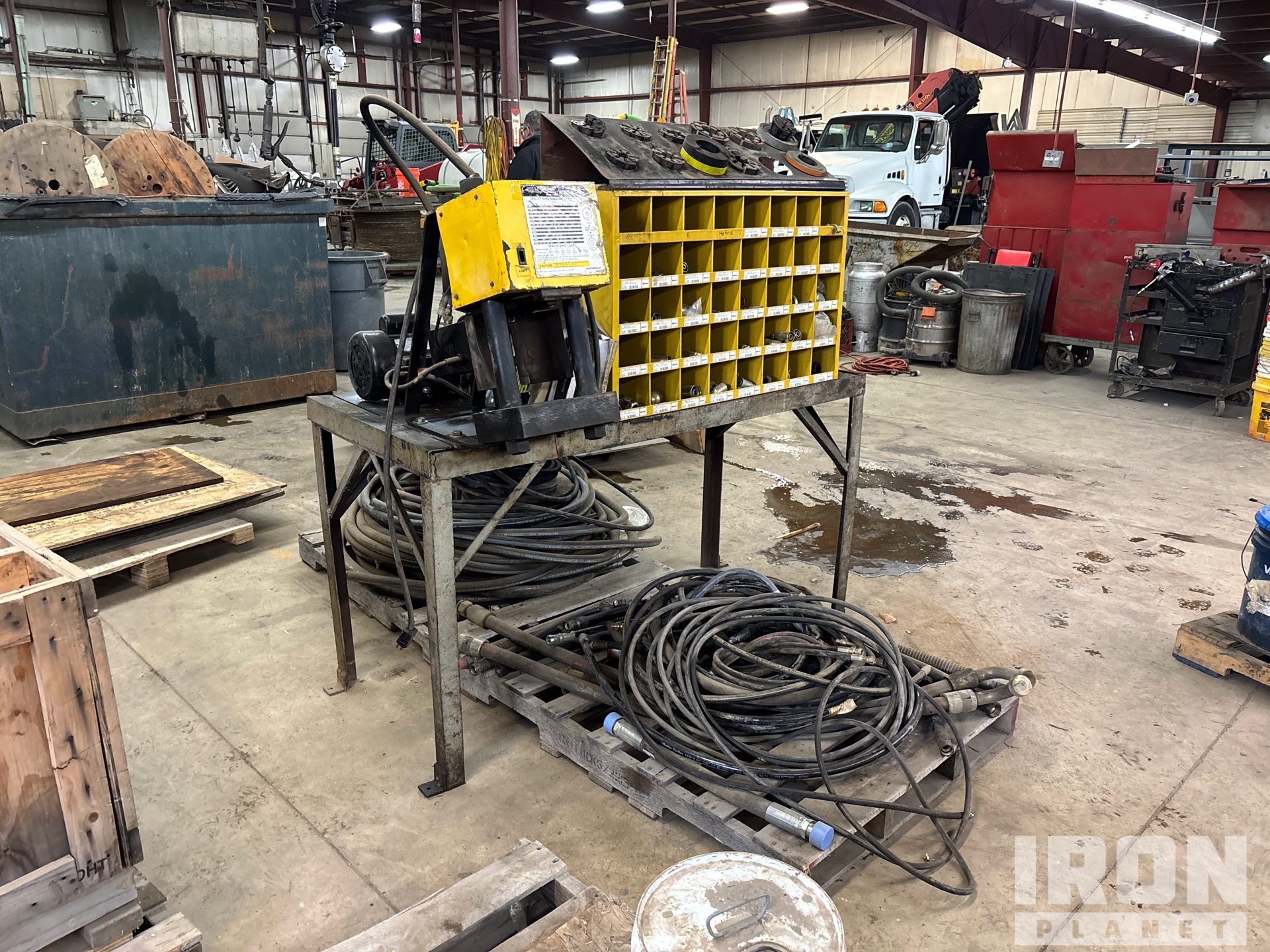 General Appearance with Image, coin avant droit