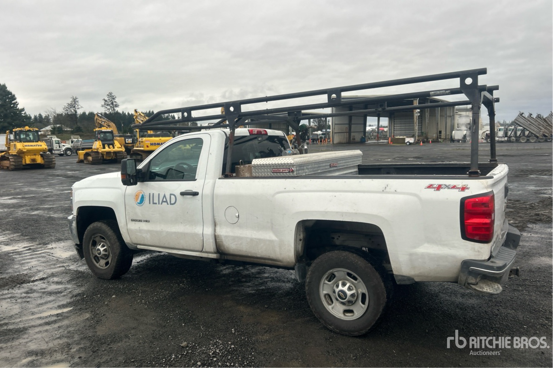 General Appearance with Picture, Left Rear Corner