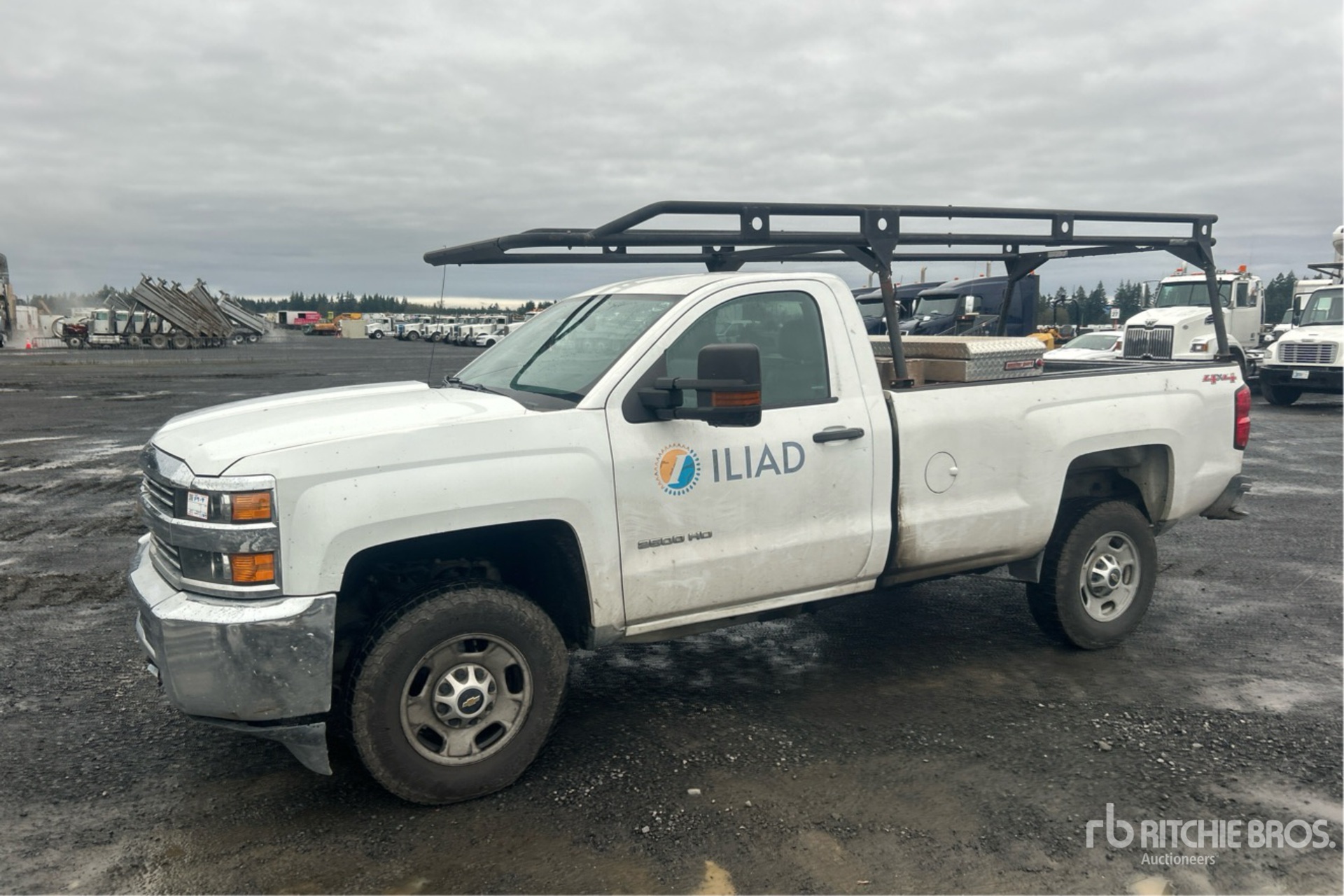 General Appearance with Picture, Left Front Corner