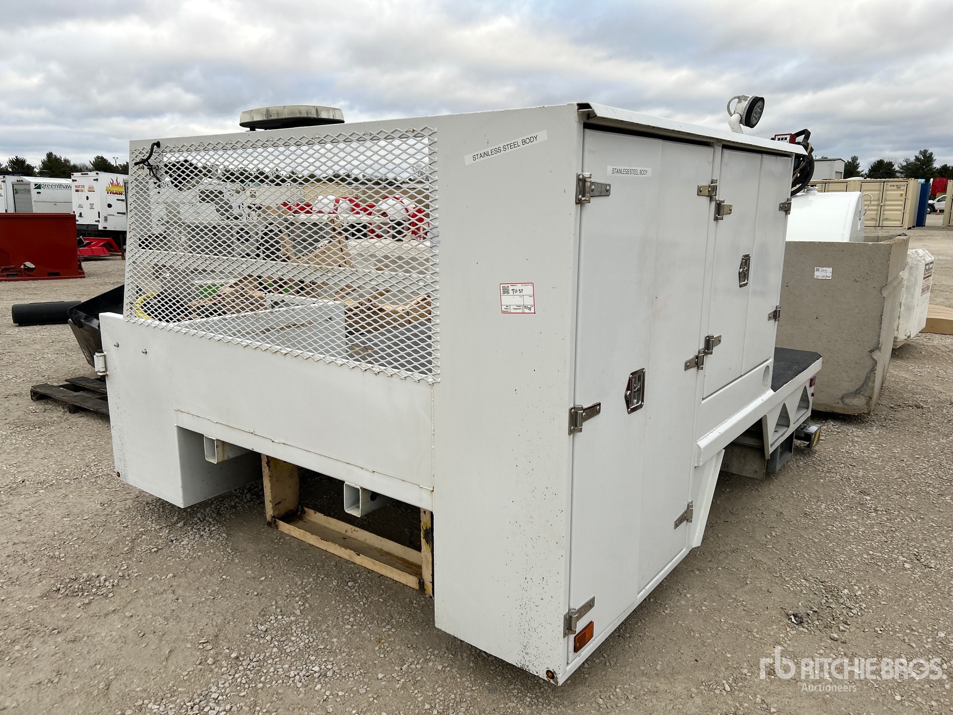 General Appearance with Picture, Left Front Corner