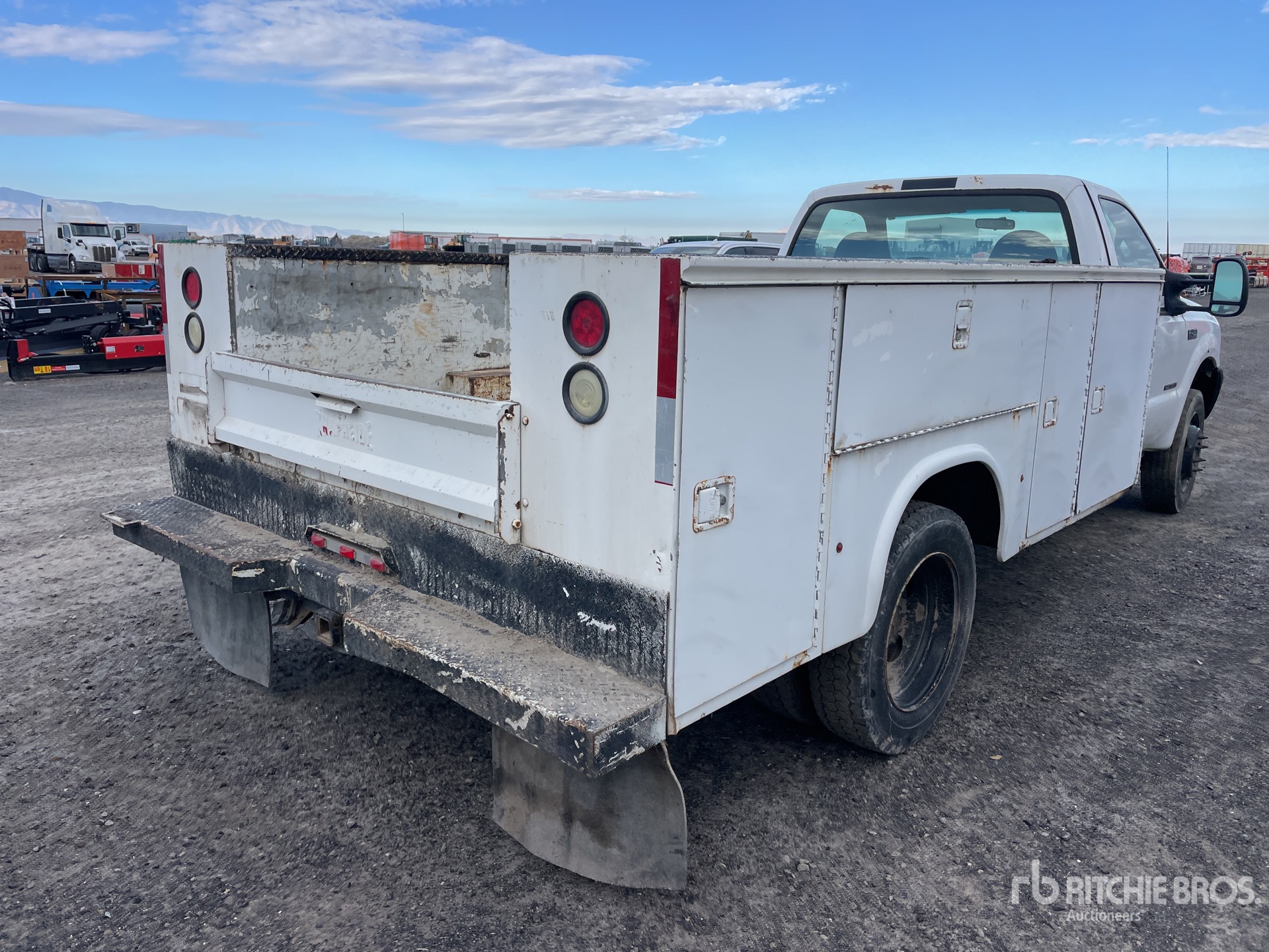 General Appearance with Picture, Right Rear Corner