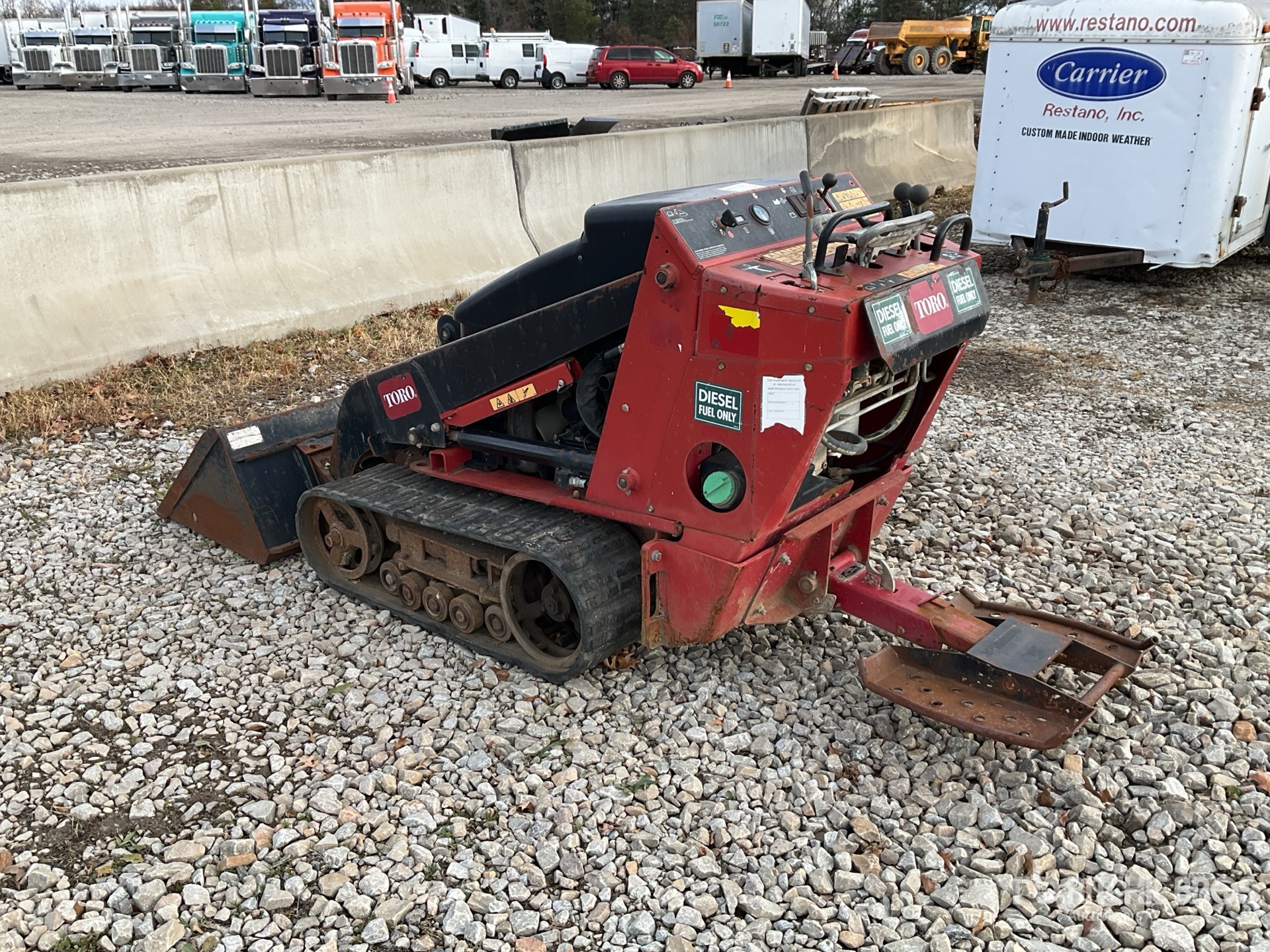 General Appearance with Picture, Left Rear Corner