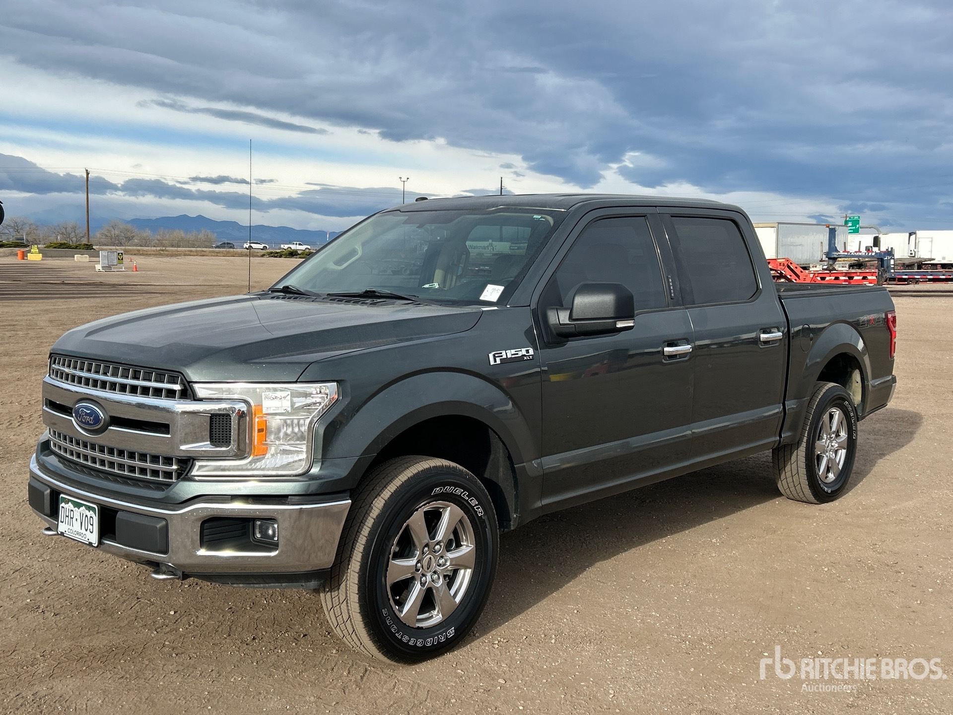 General Appearance with Picture, Left Front Corner